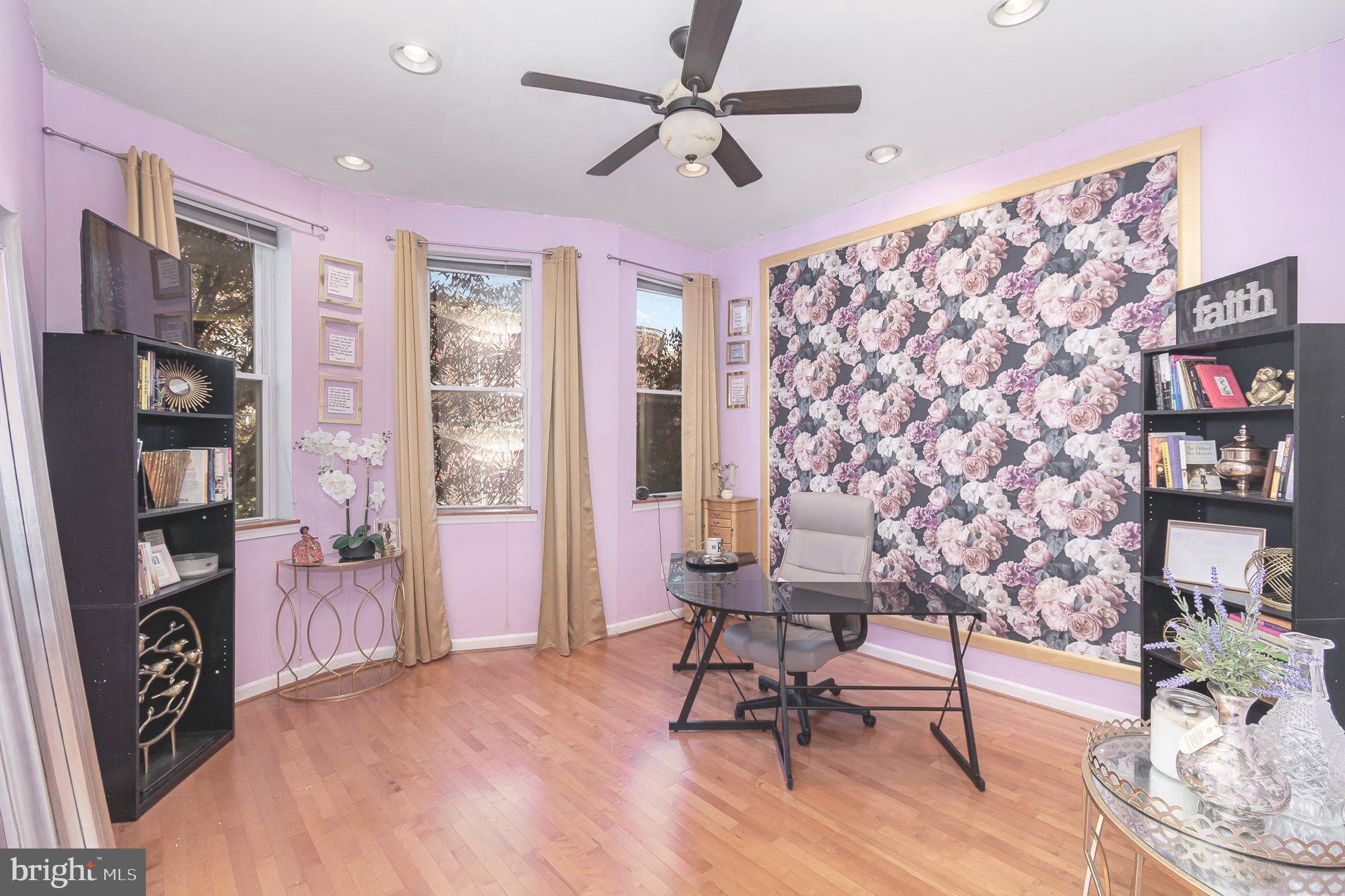 RESERVOIR HILL - Residential