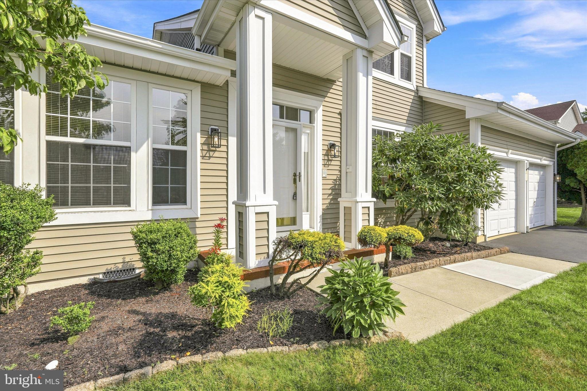21 SHOAL DRIVE