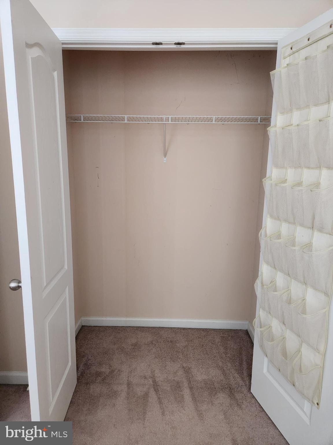 ARCHERS ROCK - Residential Lease