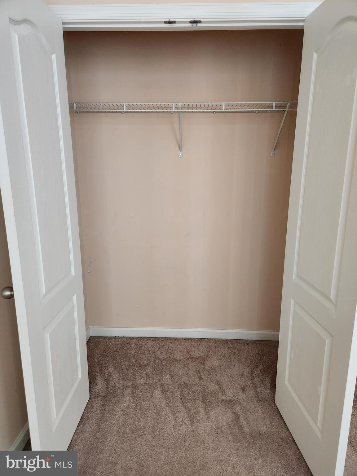 ARCHERS ROCK - Residential Lease