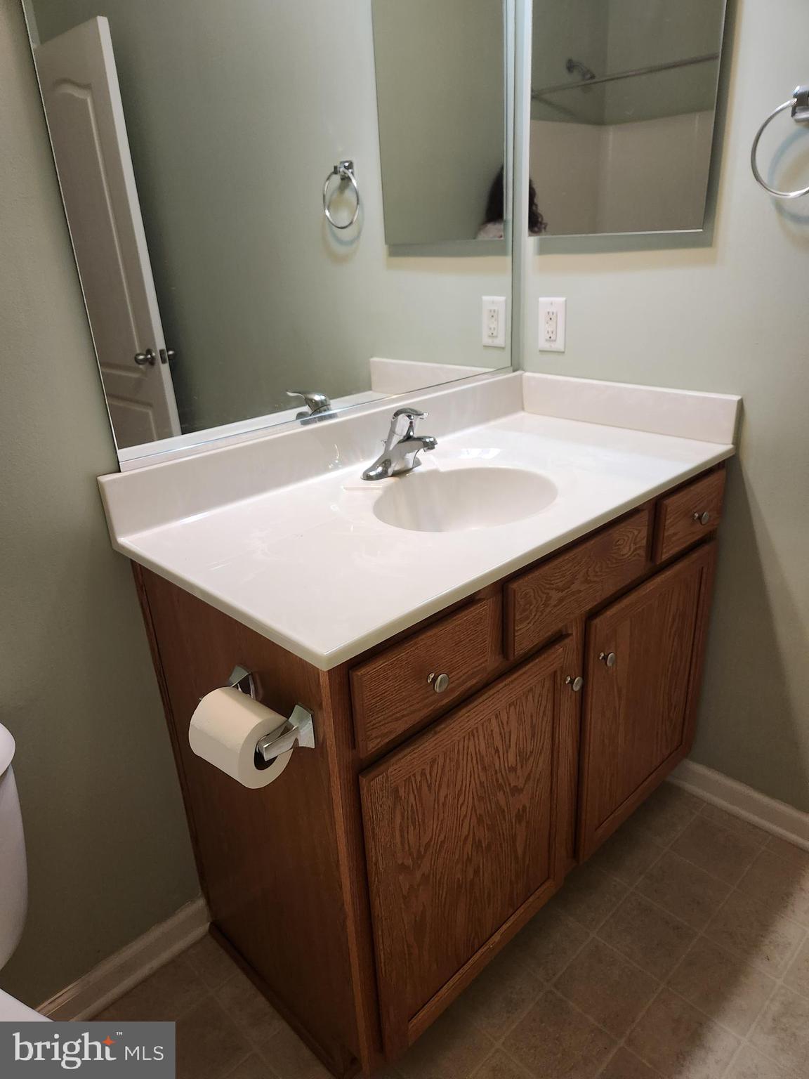 ARCHERS ROCK - Residential Lease