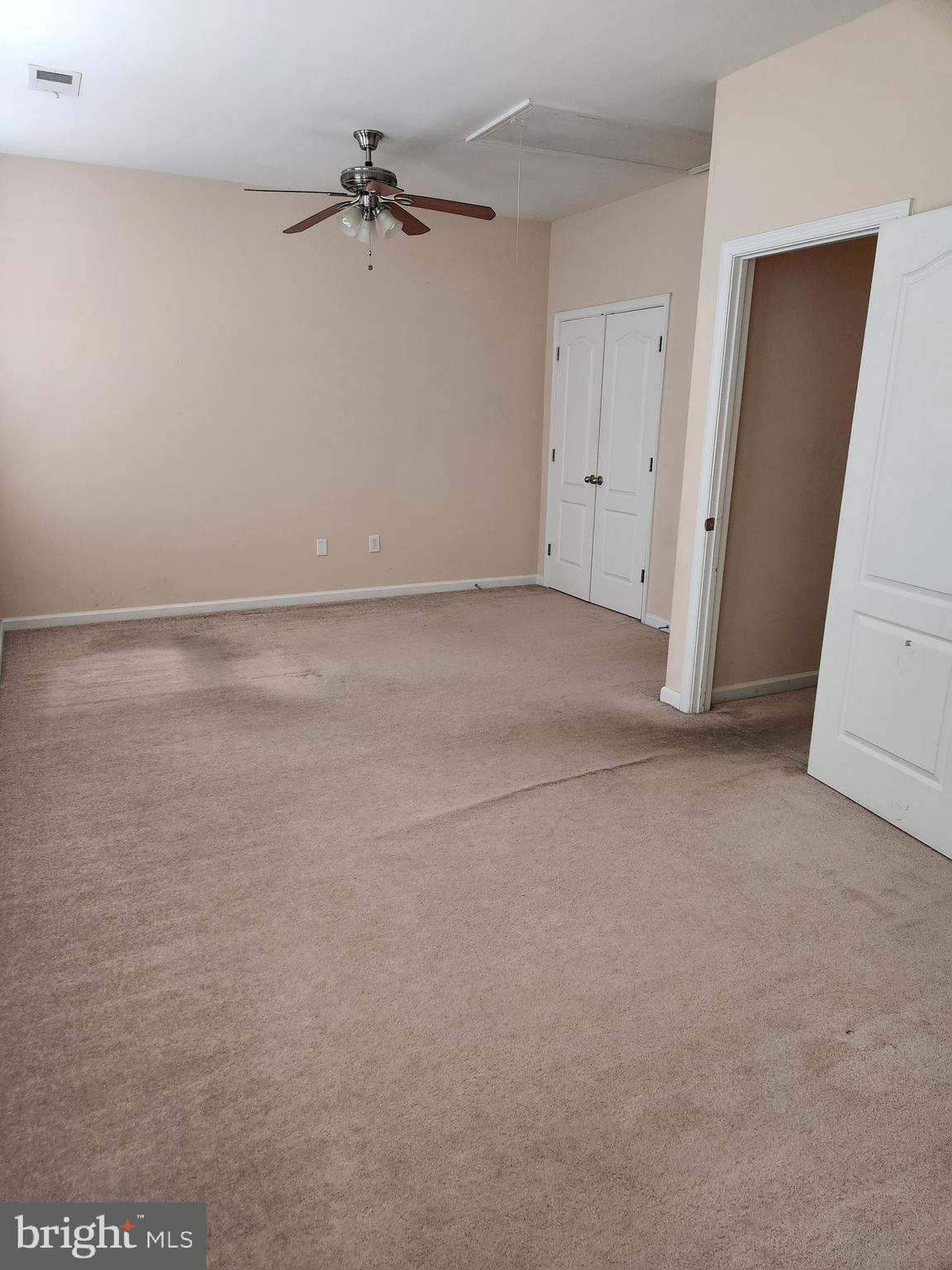 ARCHERS ROCK - Residential Lease