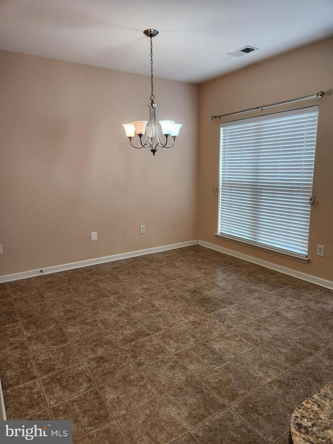 ARCHERS ROCK - Residential Lease