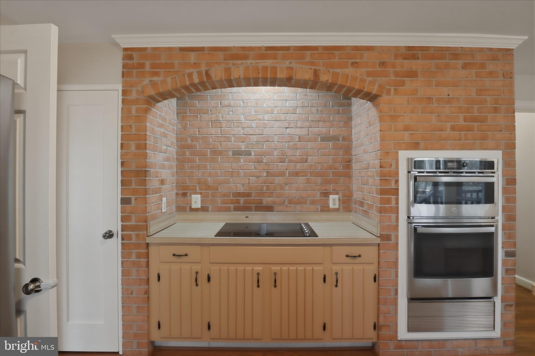 INGLEWOOD ESTATES - Residential