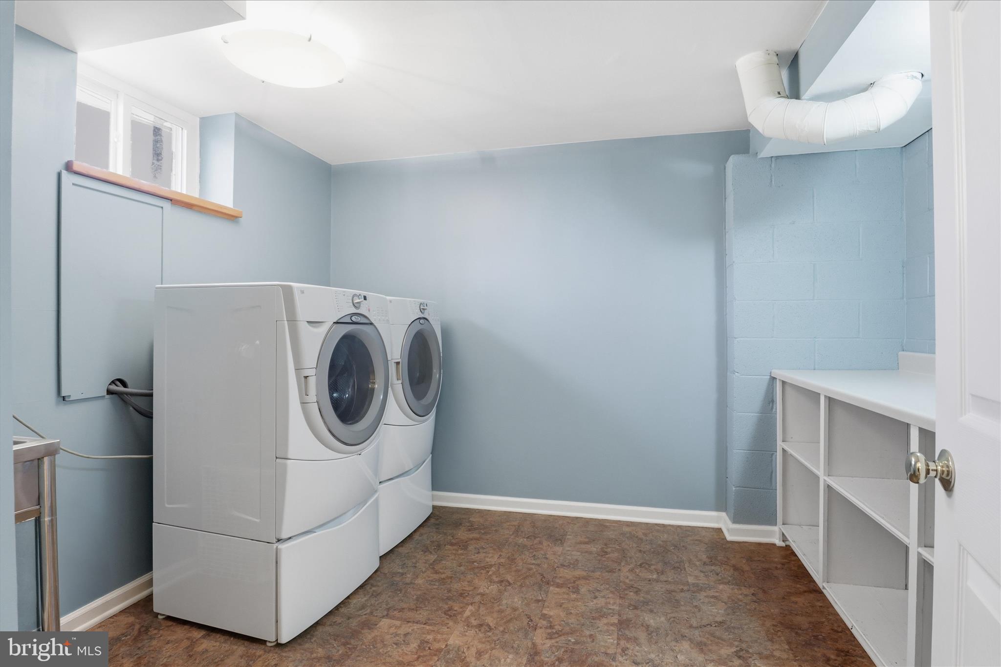 INGLEWOOD ESTATES - Residential