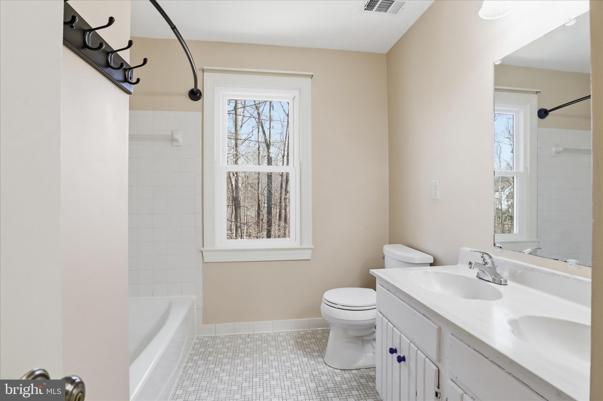 INGLEWOOD ESTATES - Residential