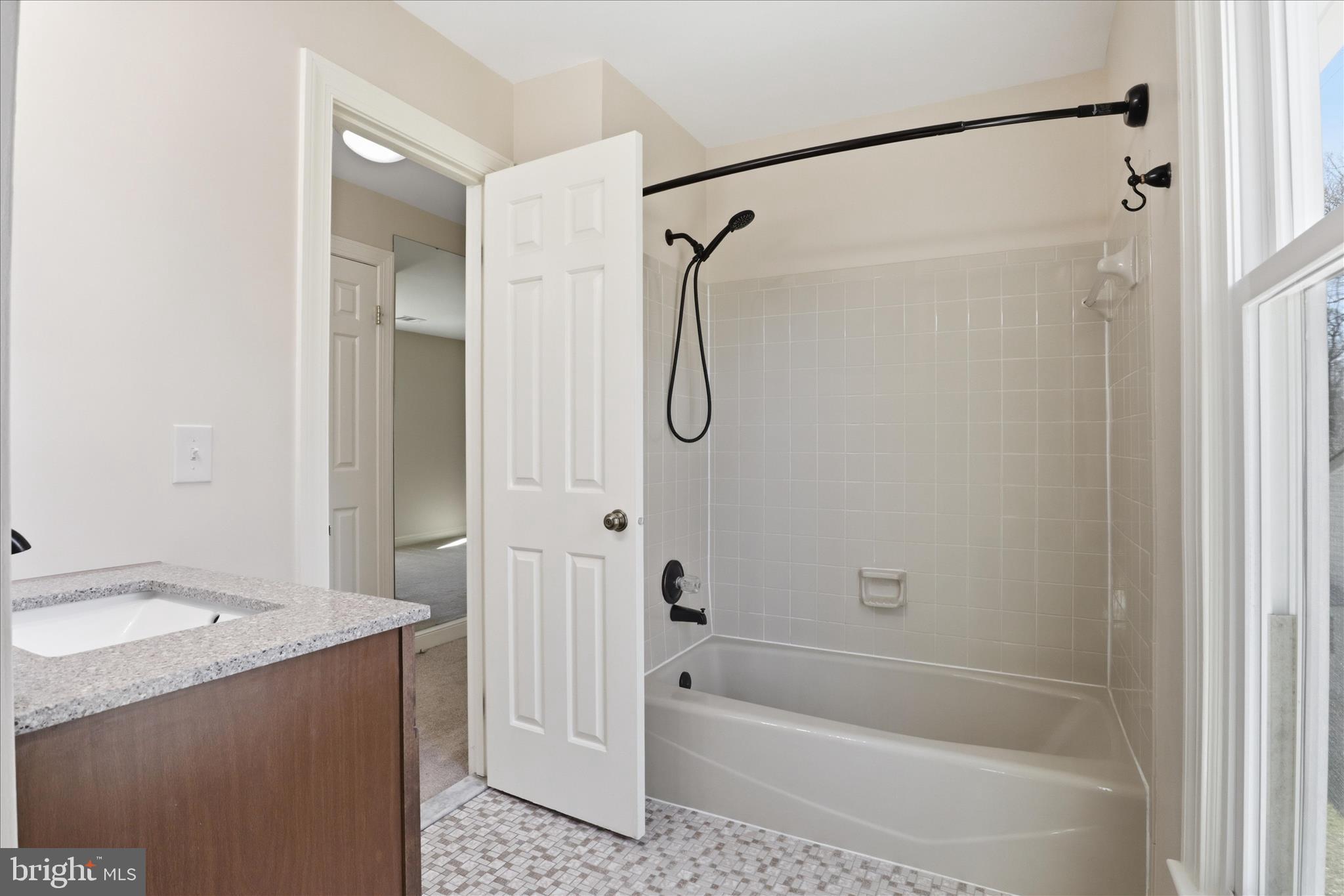 INGLEWOOD ESTATES - Residential