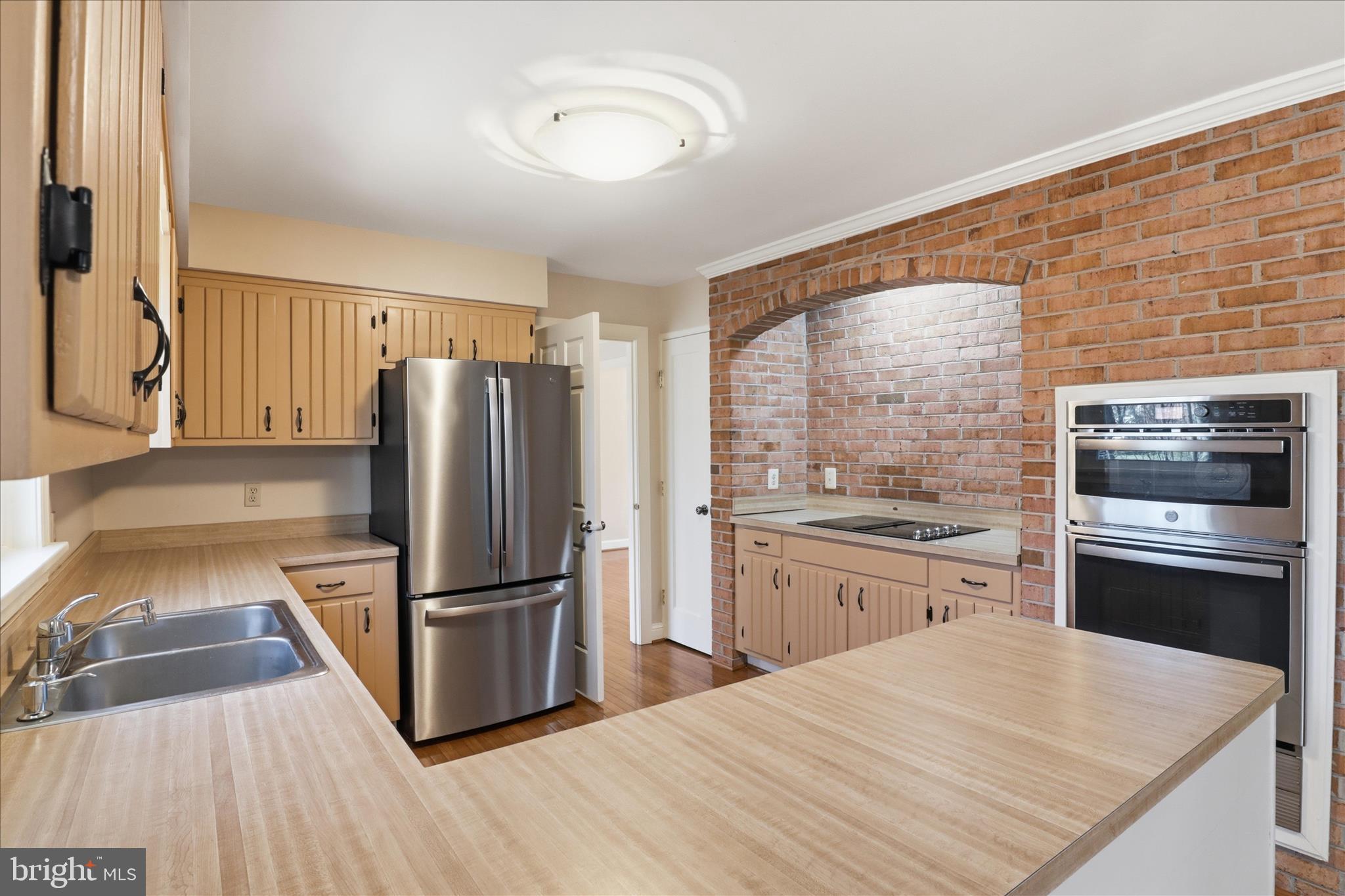 INGLEWOOD ESTATES - Residential