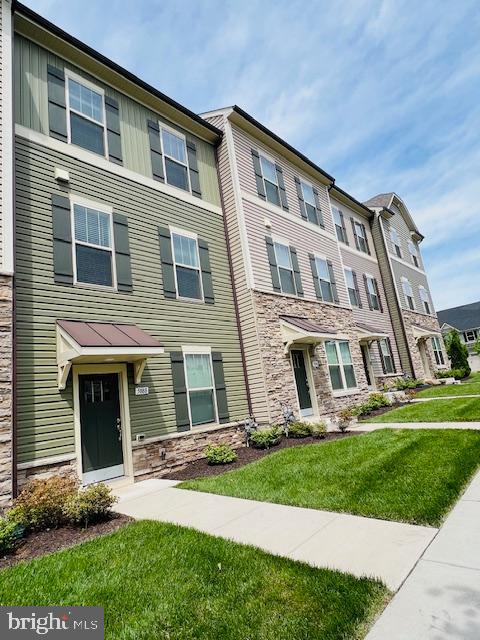 HARRINGTON TERRACE - Residential Lease