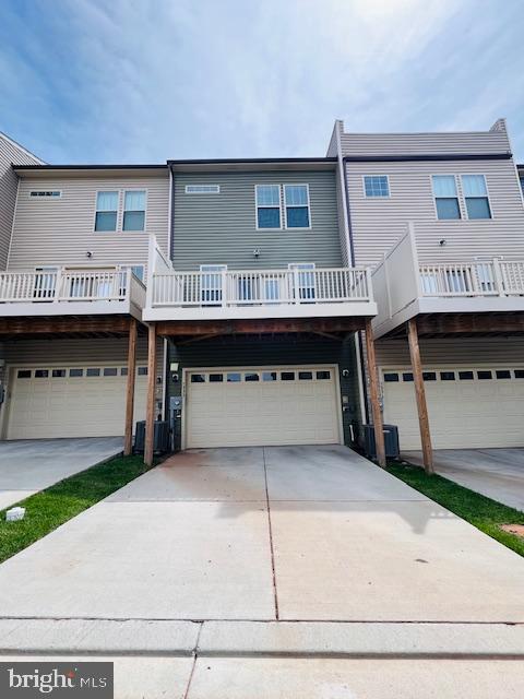 HARRINGTON TERRACE - Residential Lease