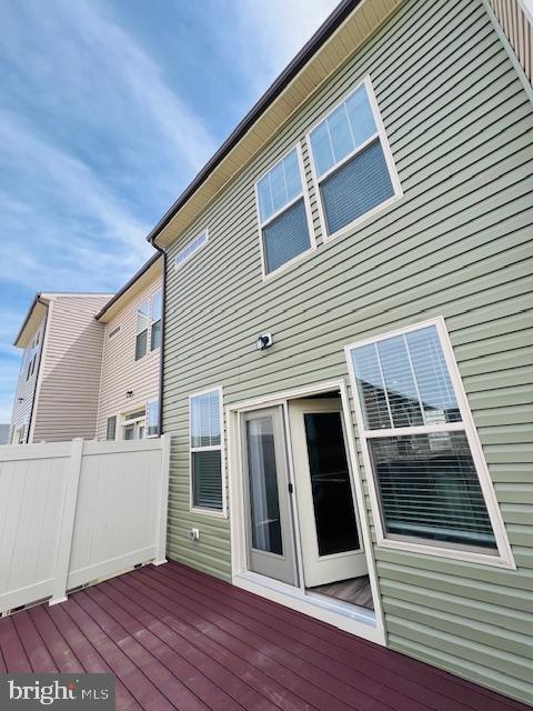 HARRINGTON TERRACE - Residential Lease