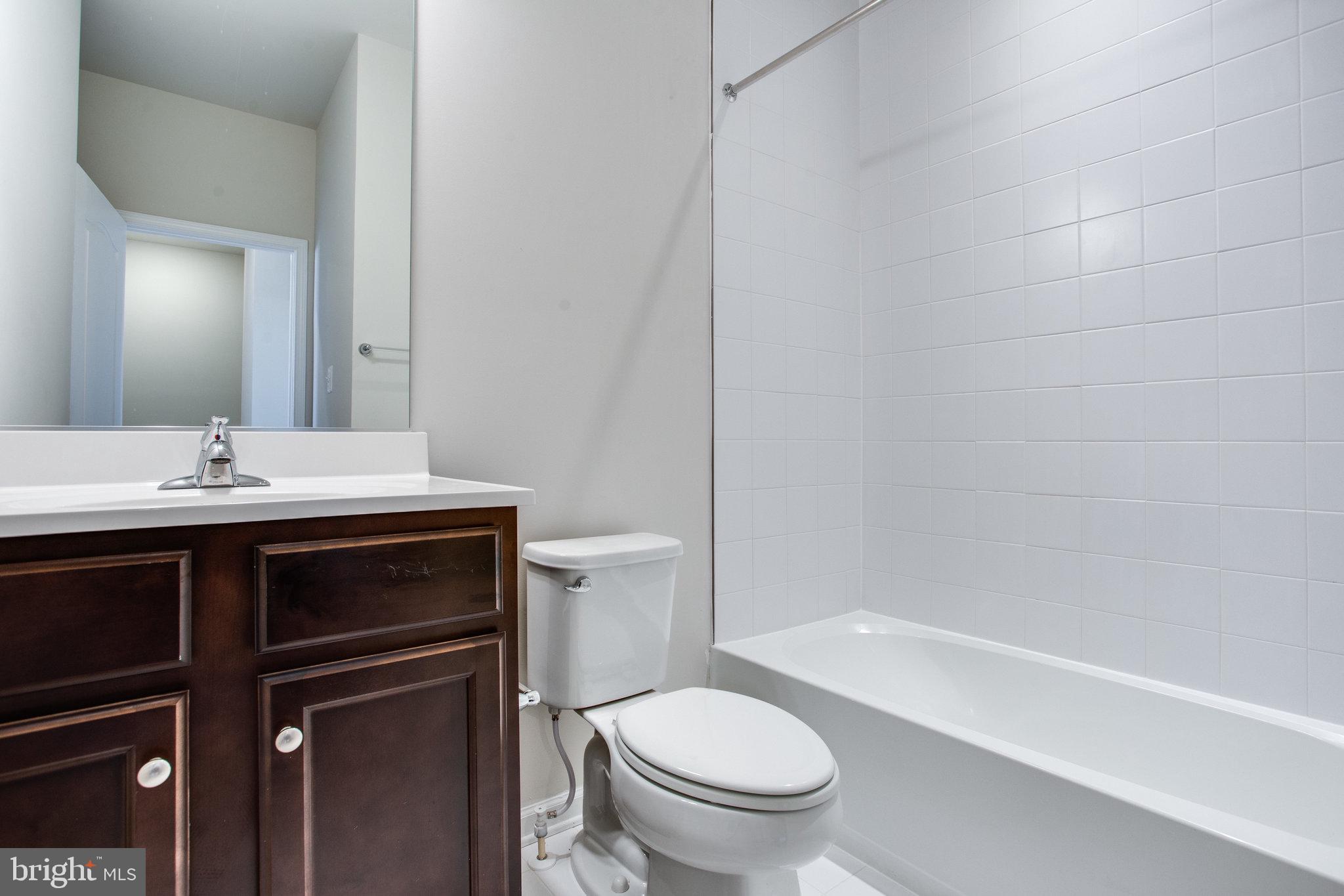 HARRINGTON TERRACE - Residential Lease