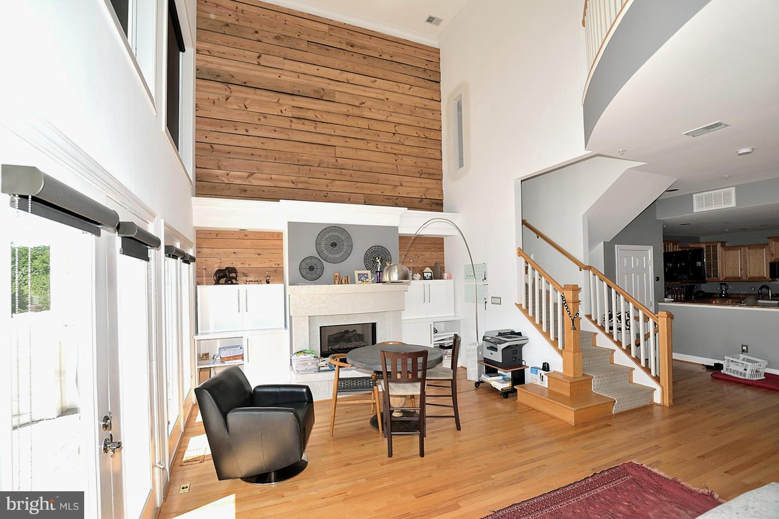 BEACON HILL - Residential Lease