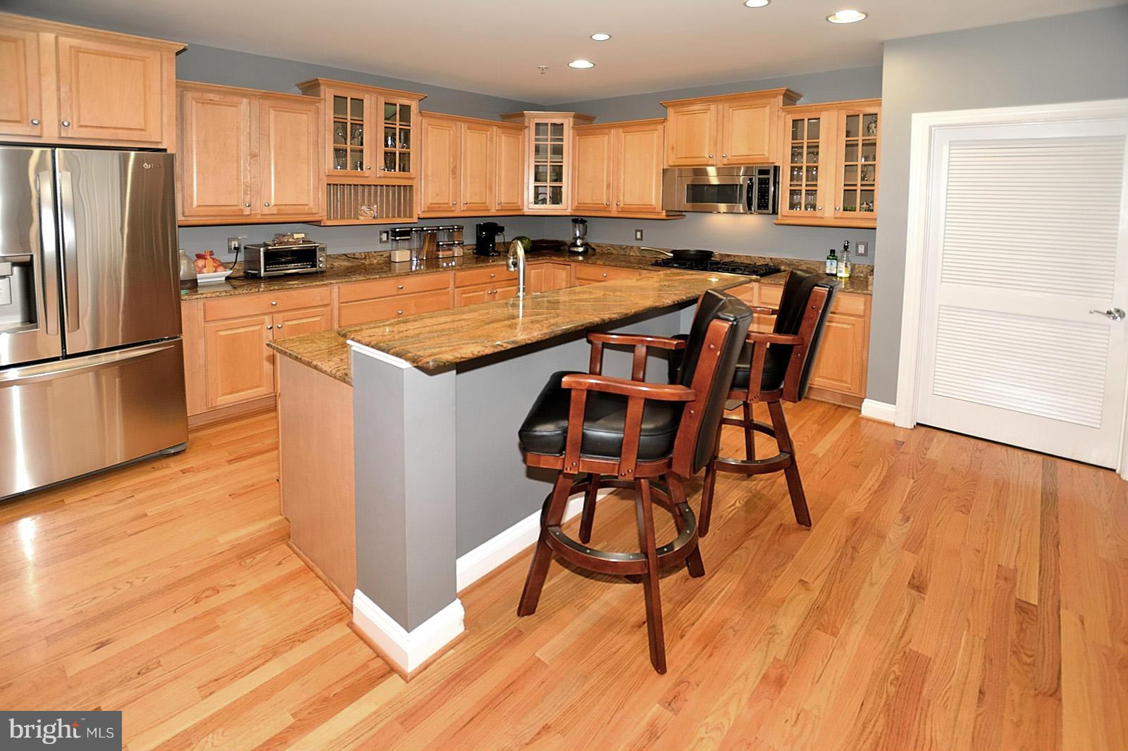 BEACON HILL - Residential Lease