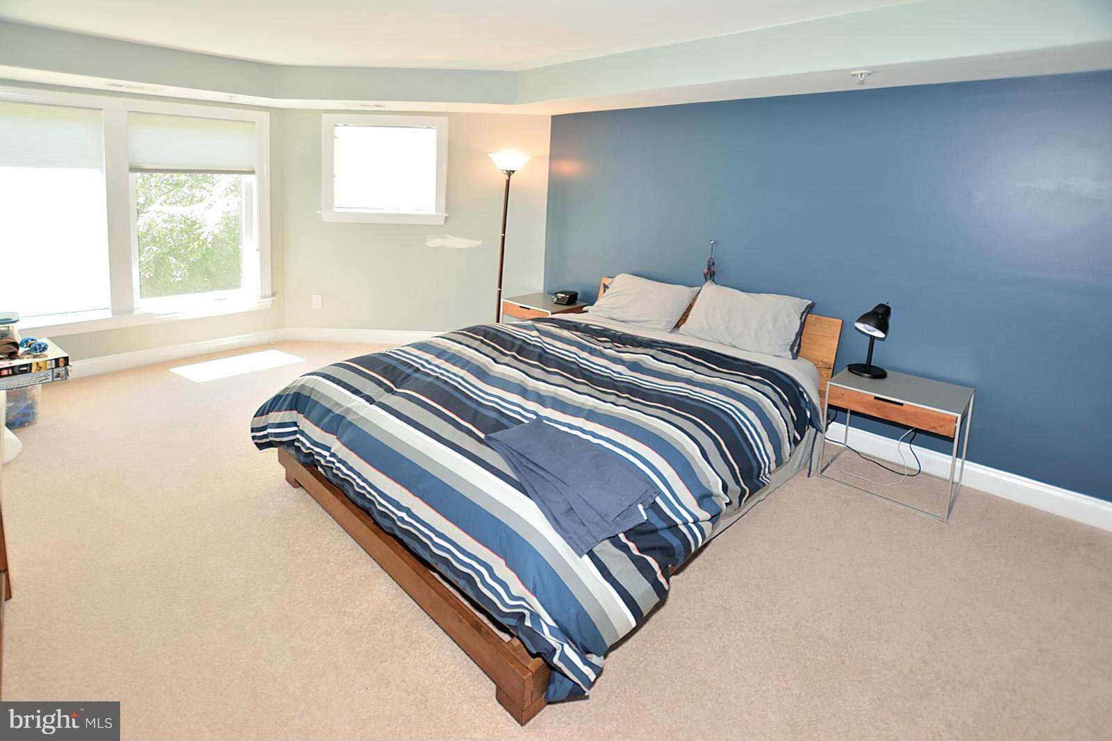 BEACON HILL - Residential Lease