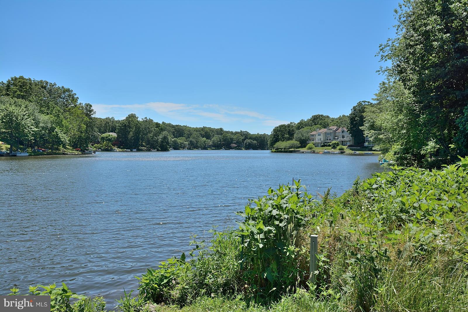 BEACON HILL - Residential Lease