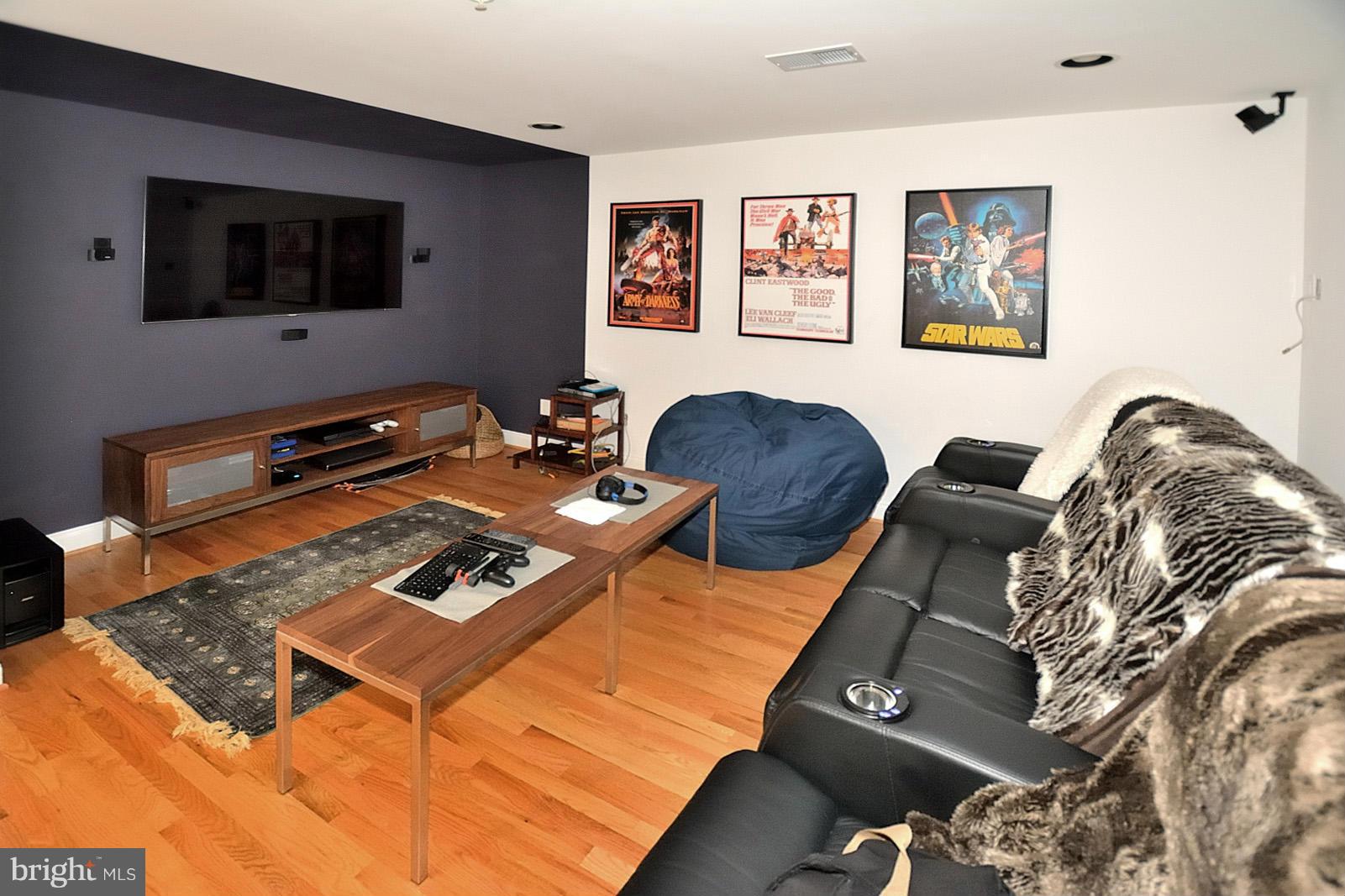 BEACON HILL - Residential Lease