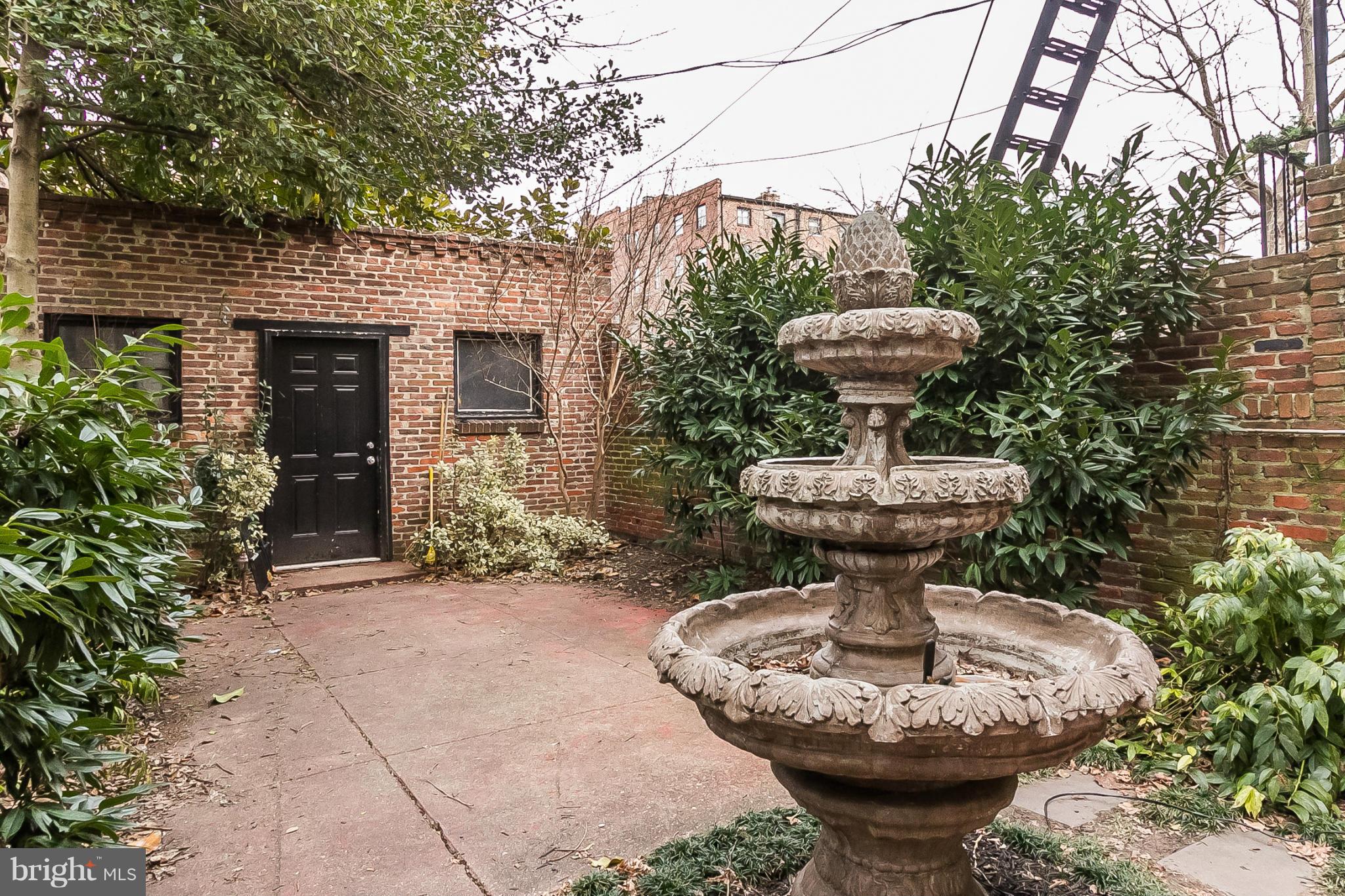 BOLTON HILL HISTORIC DISTRICT - Residential Income