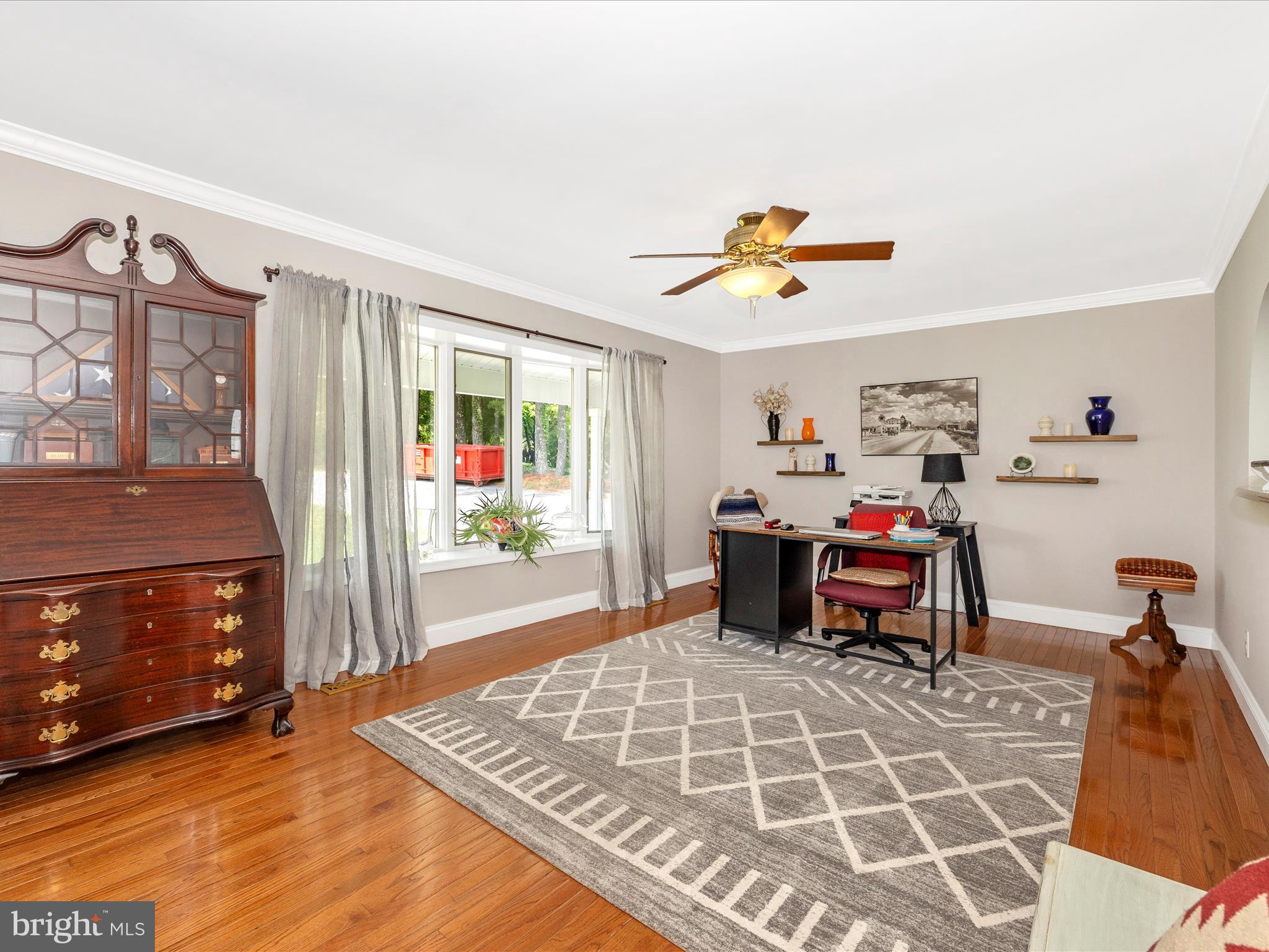 7214 HONEYBUSH DRIVE