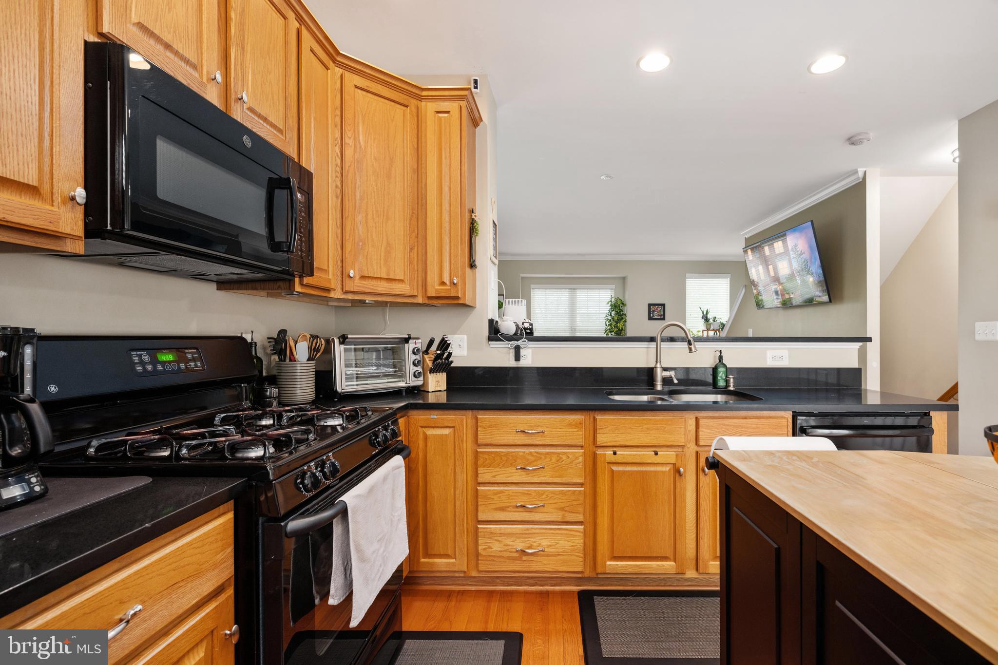 AMBERLEA AT SOUTH RIDING - Residential