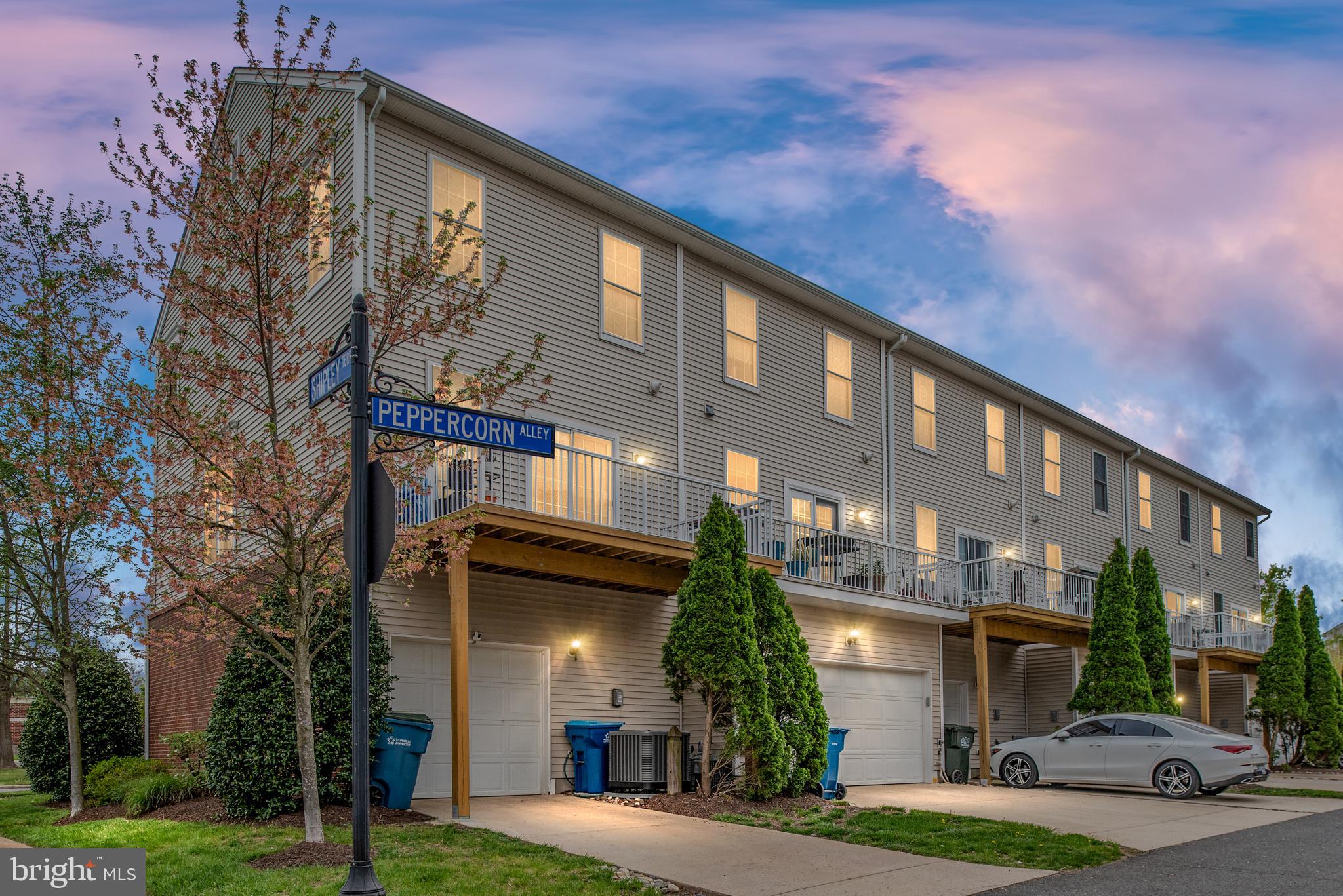 AMBERLEA AT SOUTH RIDING - Residential