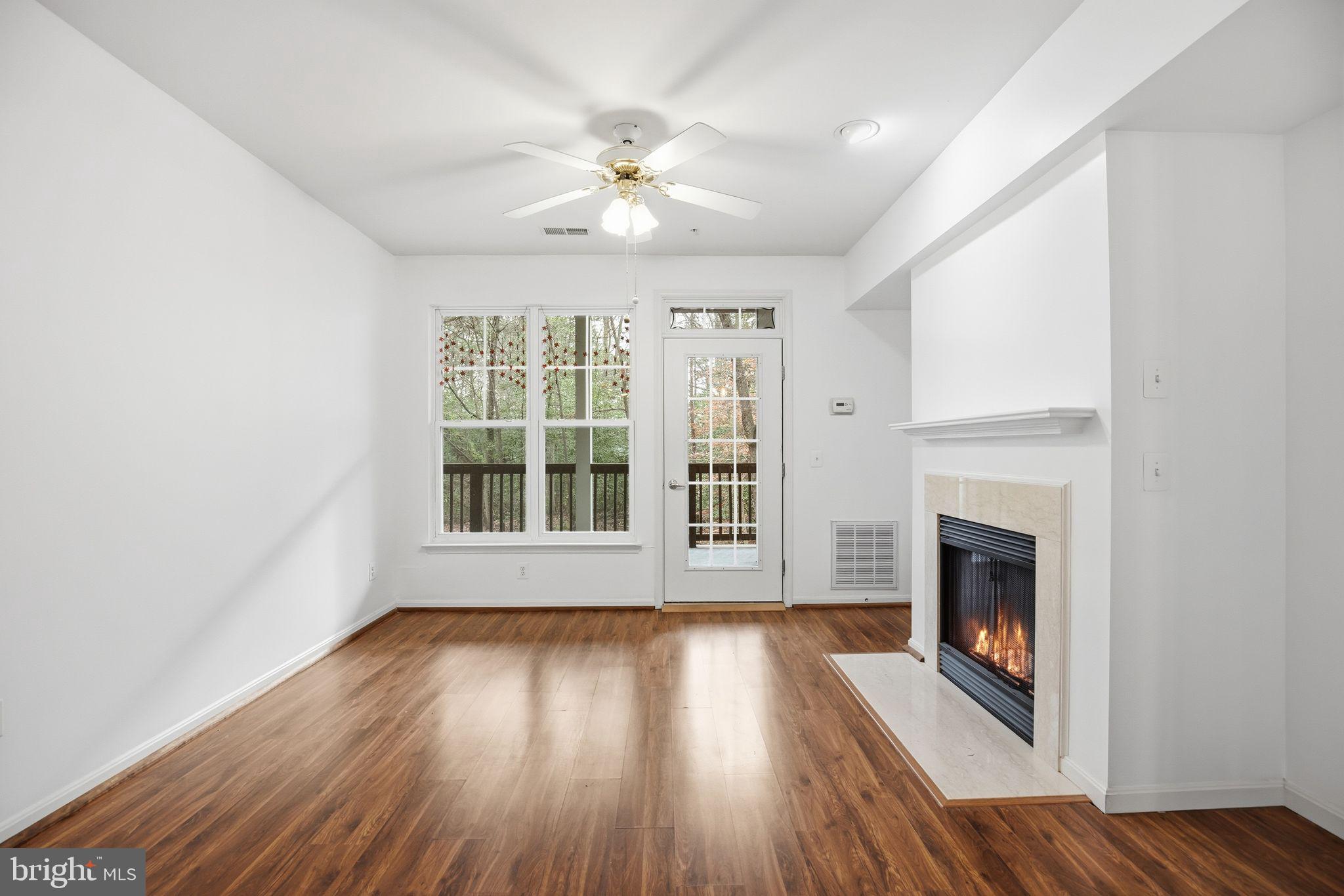 1003 LEEWARD WAY 1003