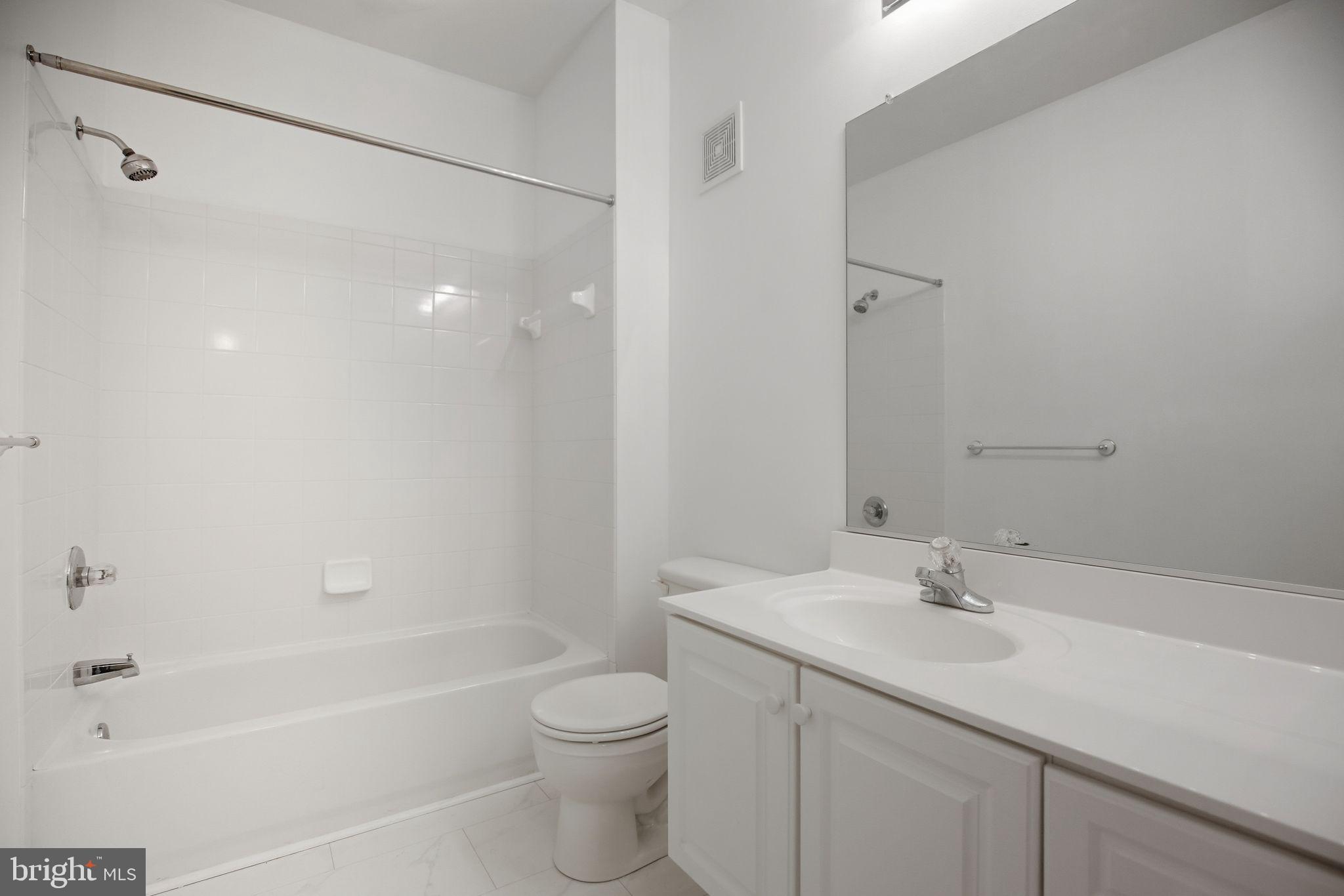 SOLOMONS LANDING - Residential