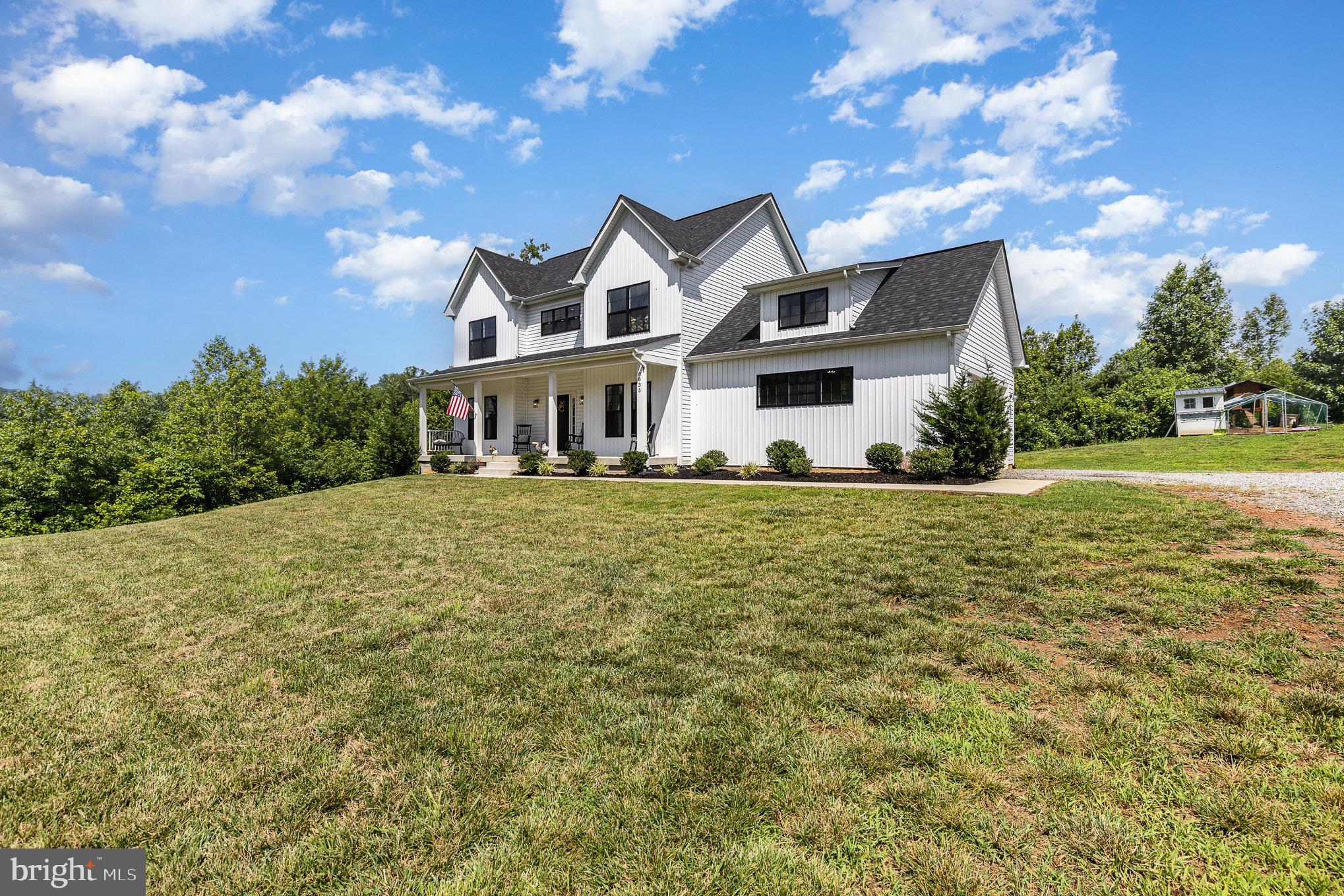 8835 JENNINGS LANE