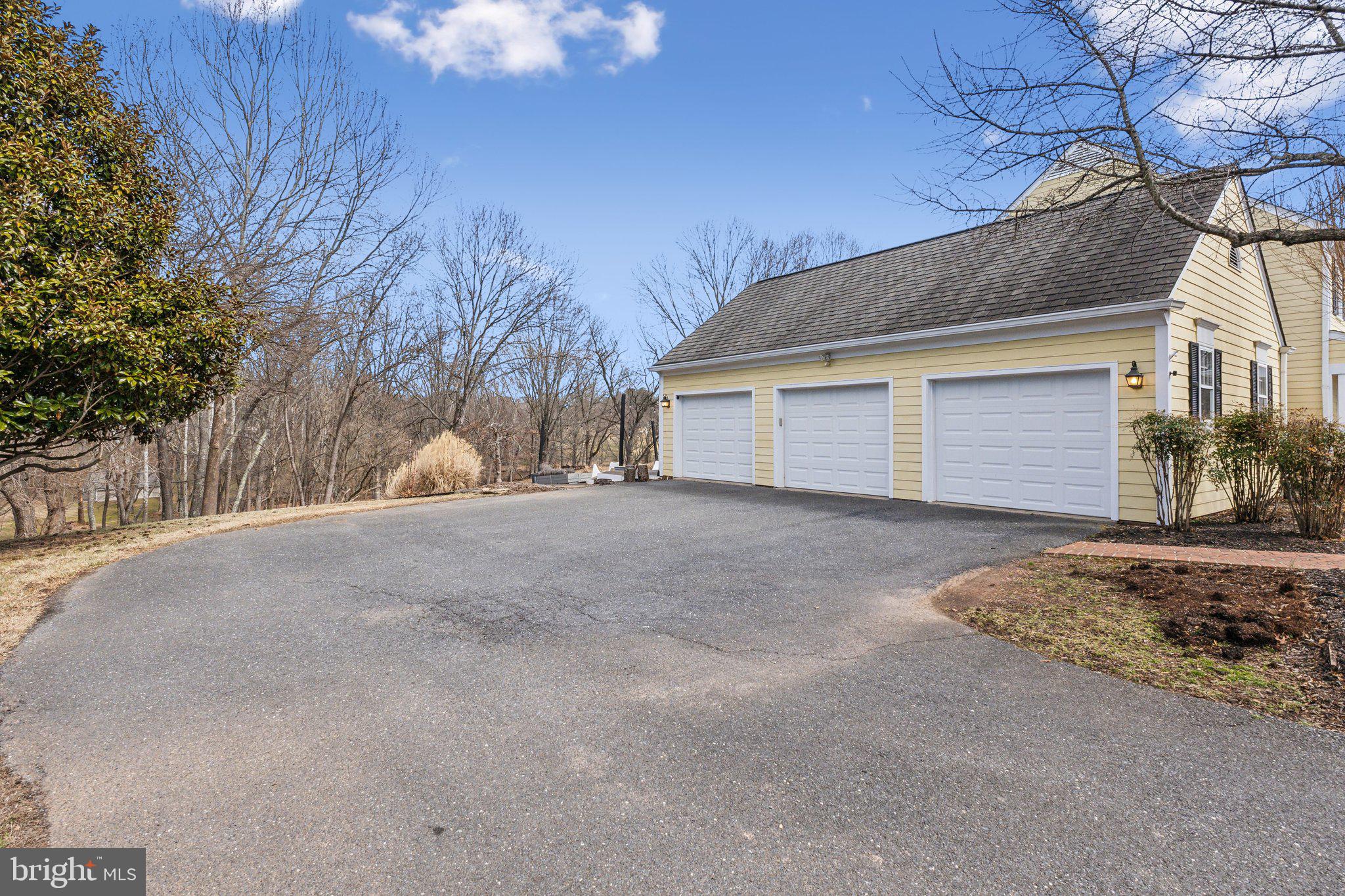 BONDBROOK - Residential