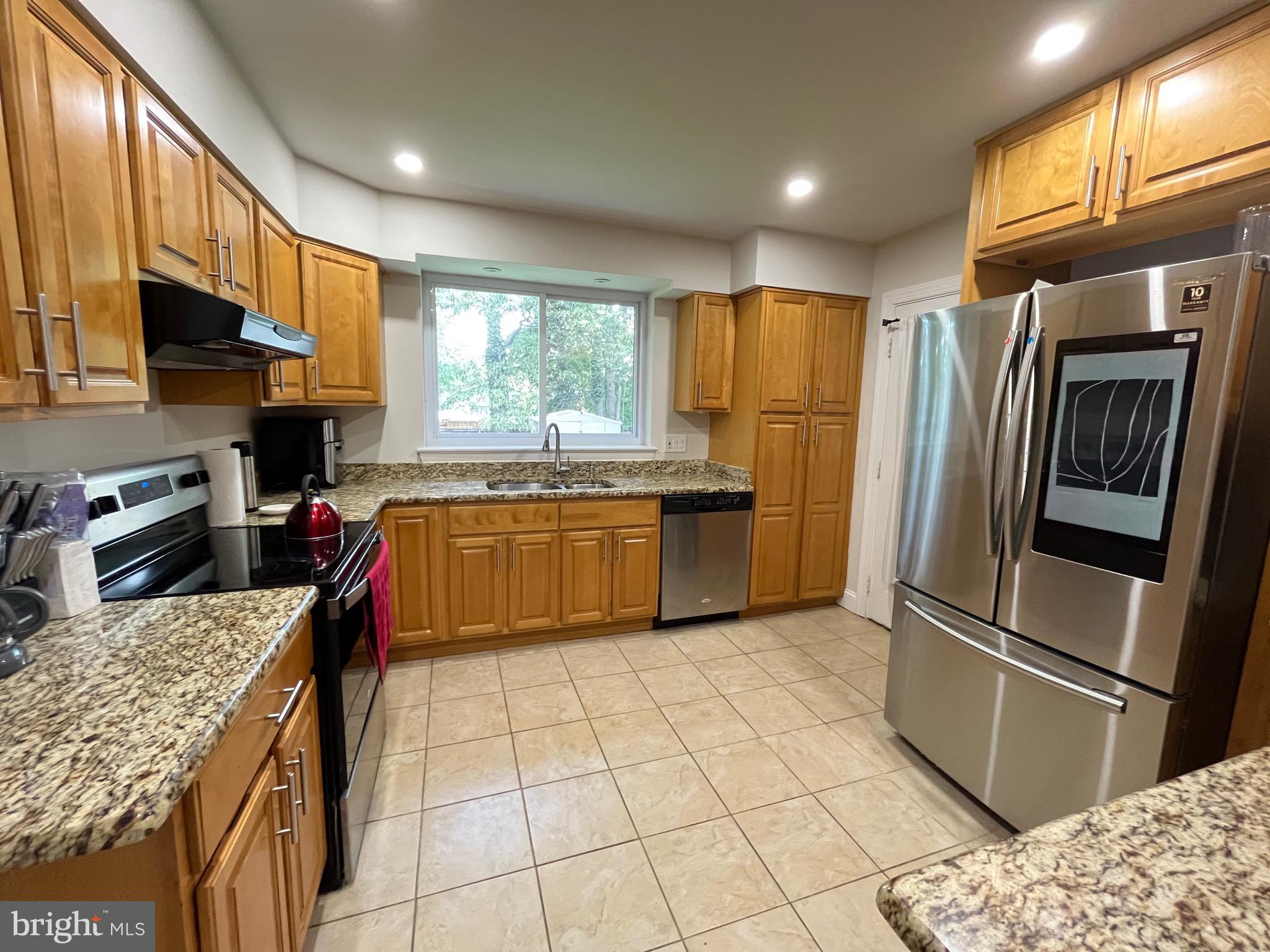 WESTCHESTER ESTATES - Residential Lease