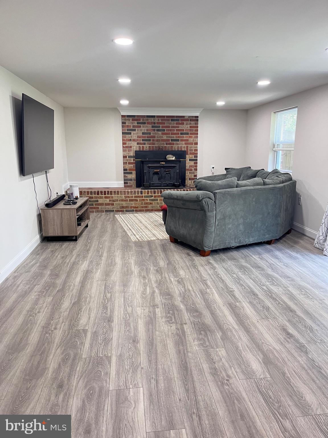 WESTCHESTER ESTATES - Residential Lease