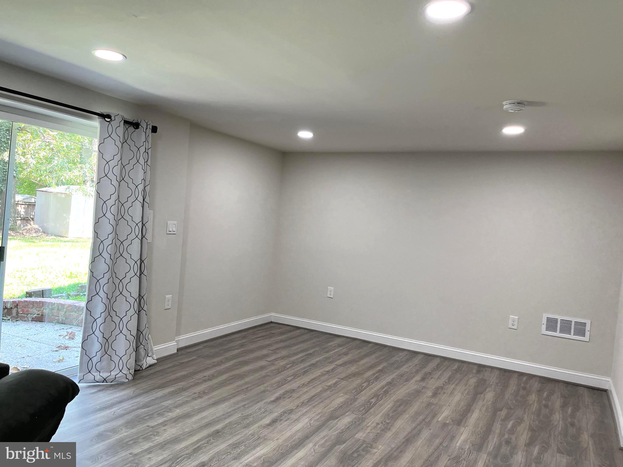 WESTCHESTER ESTATES - Residential Lease