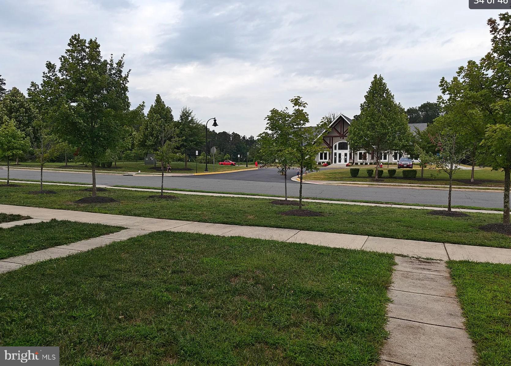 LOUDOUN CROSSING - Residential Lease