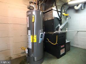 HYATTSVILLE - Residential Lease