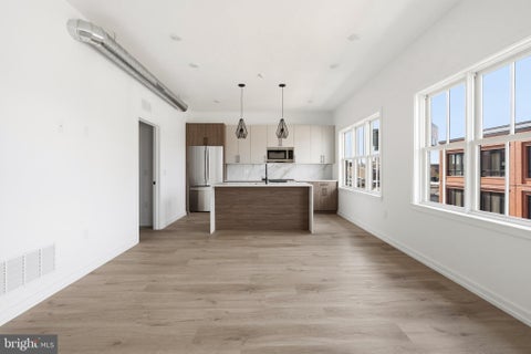 Condo For Rent - 208 Vine St #6A<br/> PHILADELPHIA, PA 19106