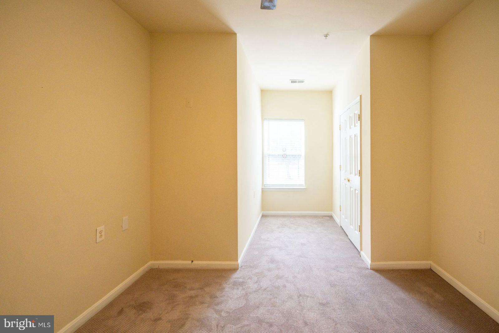 WINDSOR CROSSING - Residential Lease