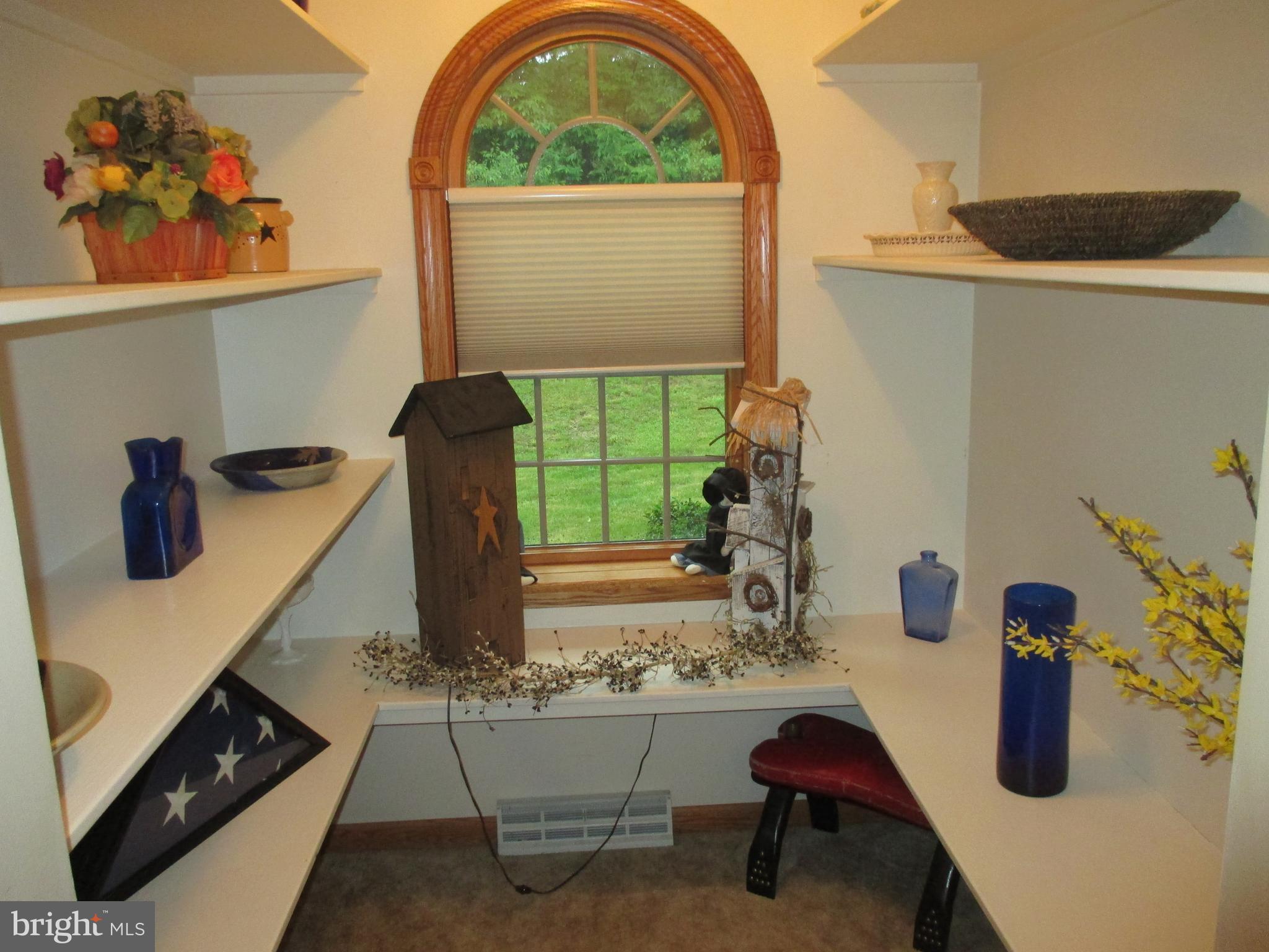 KNOBLEY VIEW - Residential