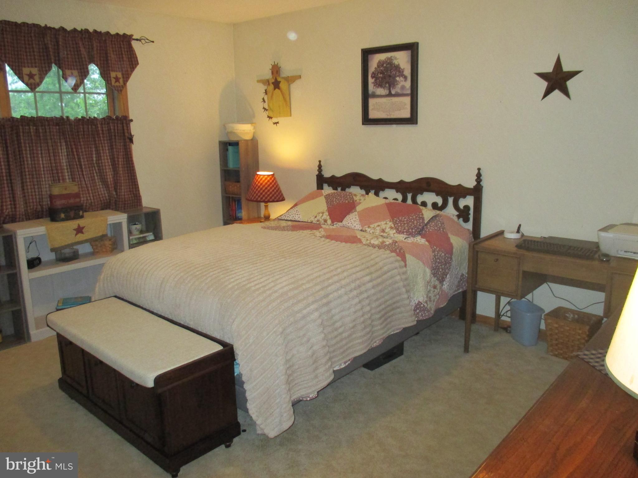 KNOBLEY VIEW - Residential