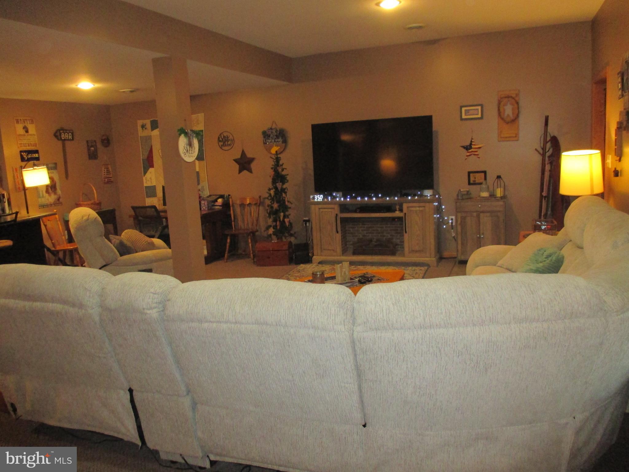 KNOBLEY VIEW - Residential