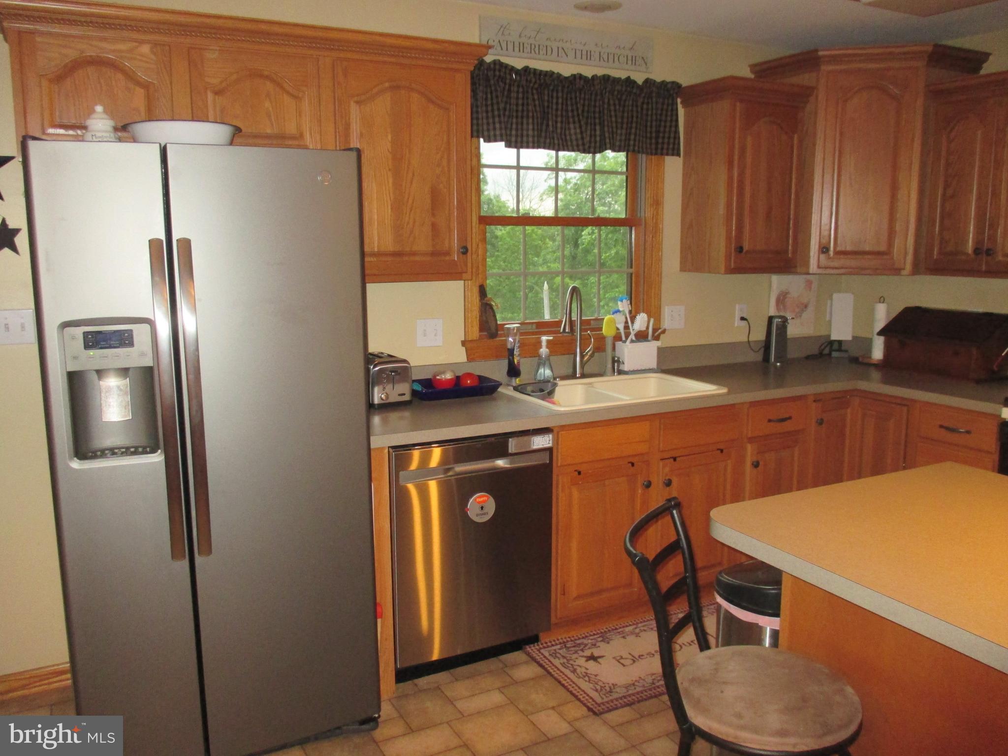 KNOBLEY VIEW - Residential