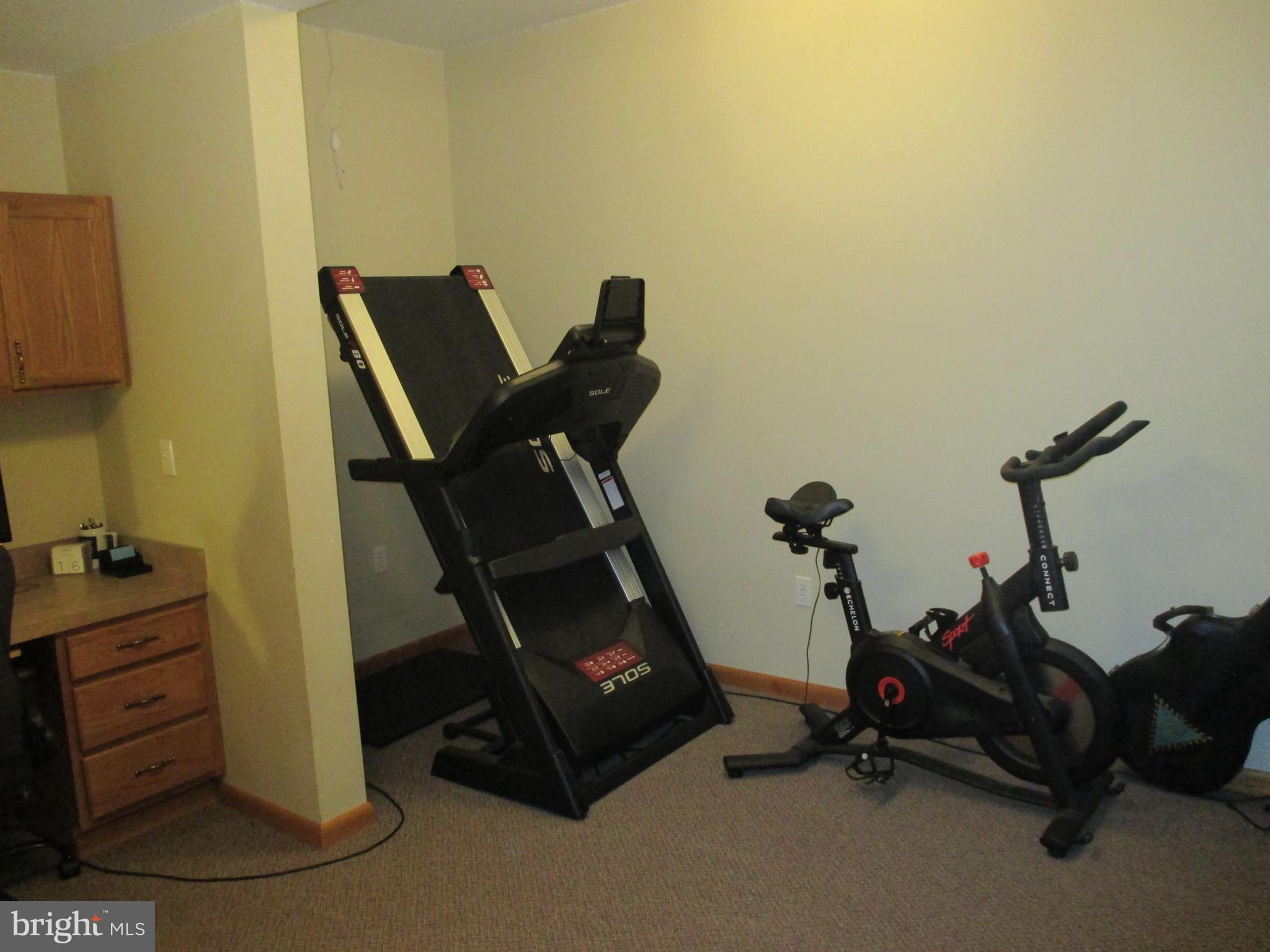 KNOBLEY VIEW - Residential