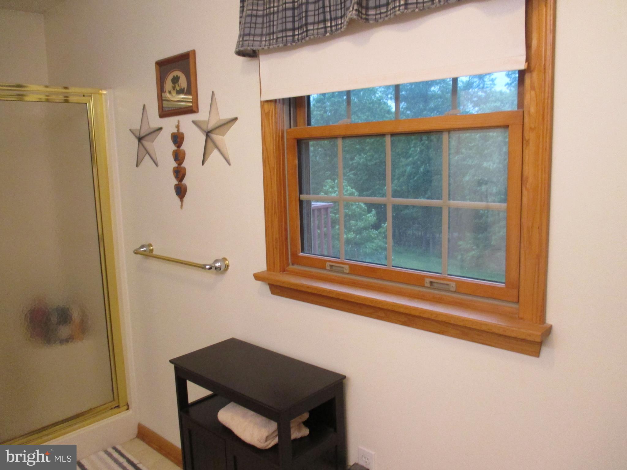 KNOBLEY VIEW - Residential