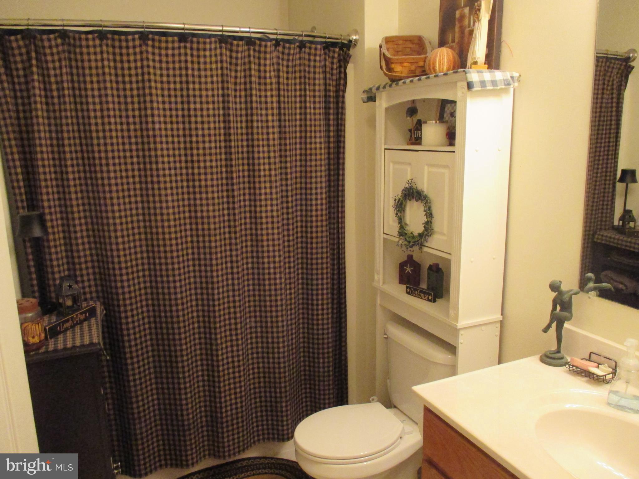 KNOBLEY VIEW - Residential