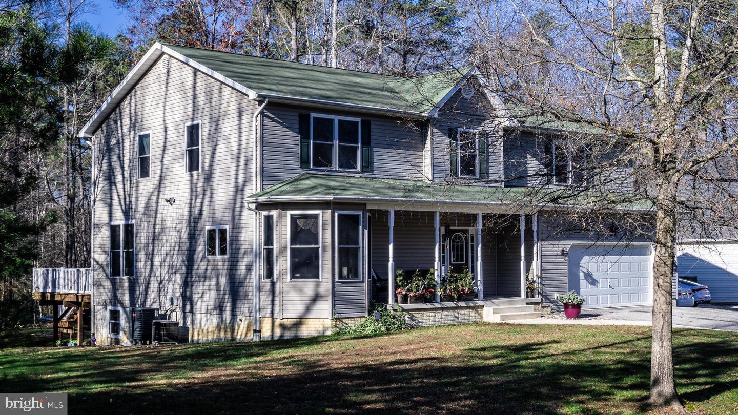 1875 ROBIN COURT