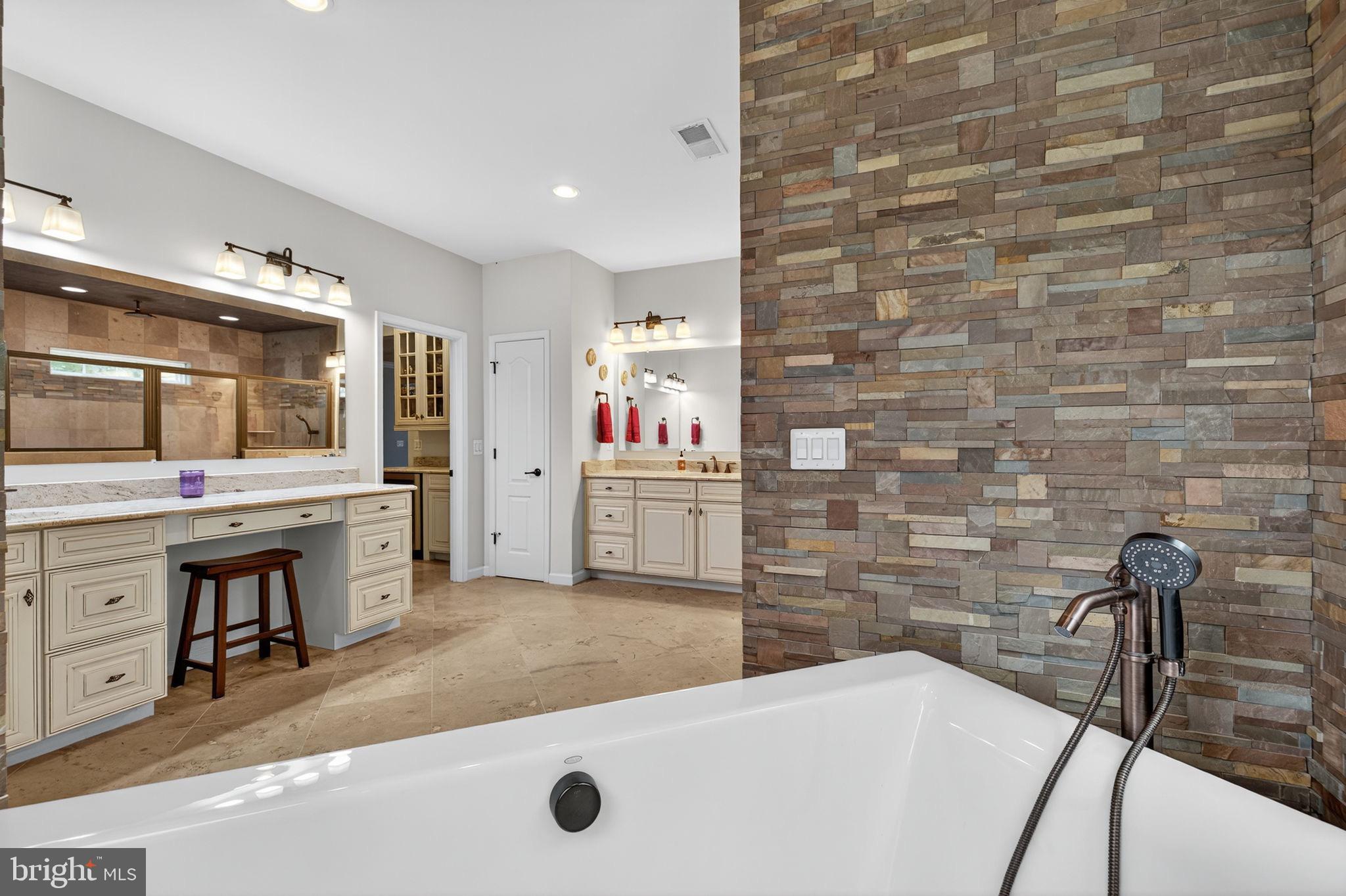 EVERGREEN VILLAGE - Residential