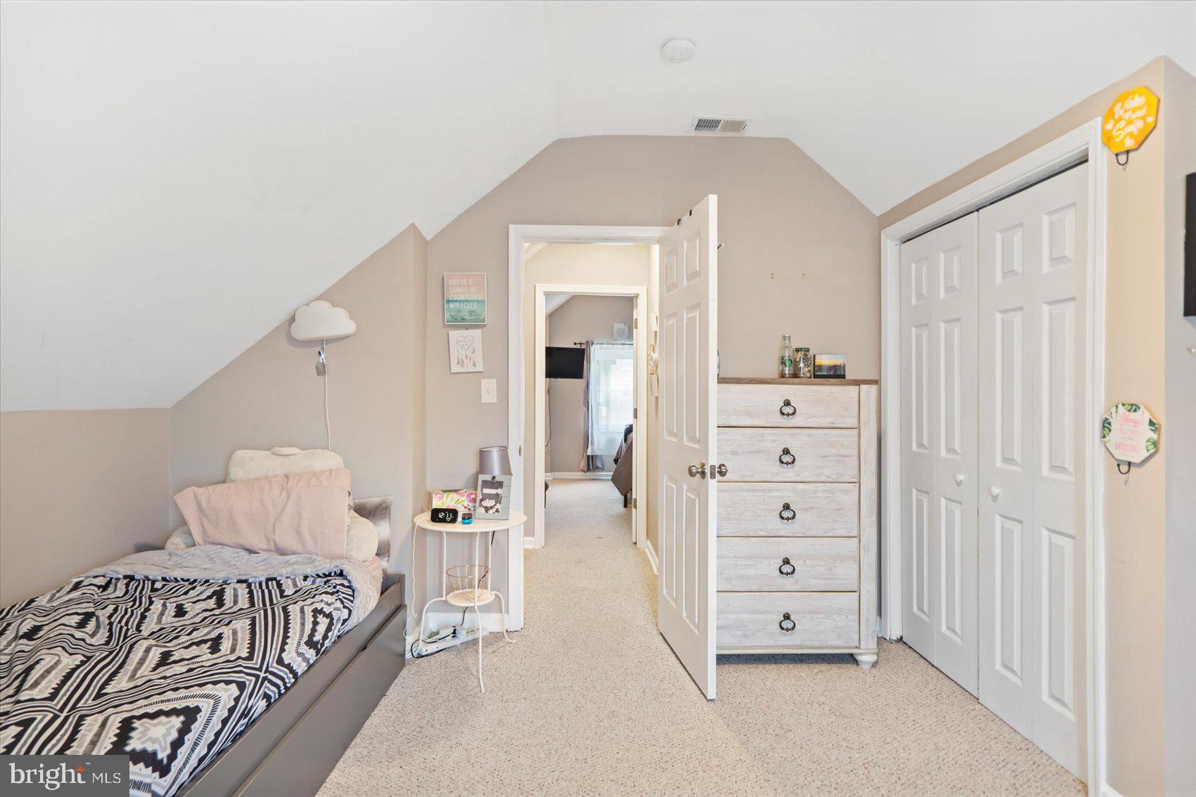 MOUNT HOLLY - Residential