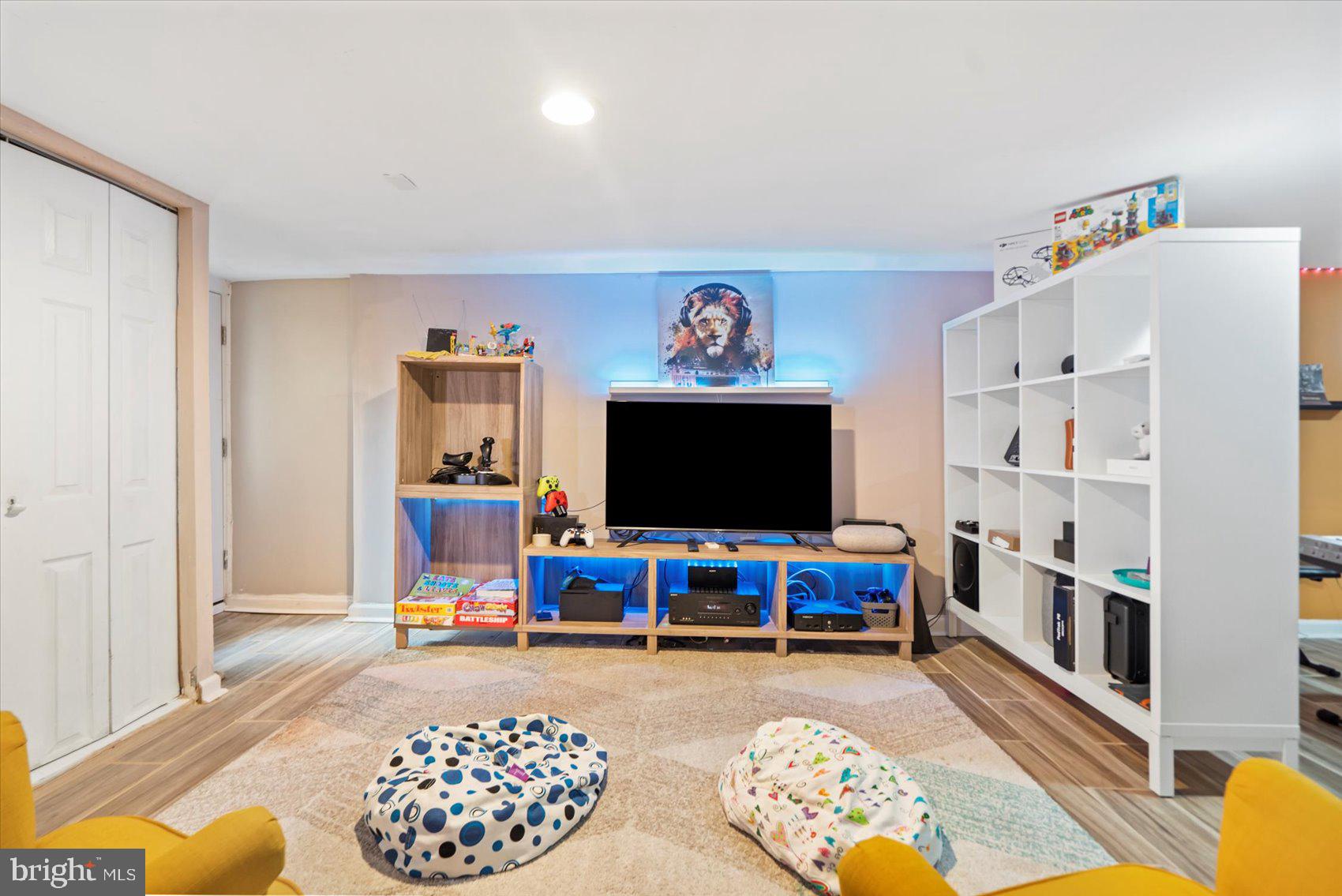 MOUNT HOLLY - Residential