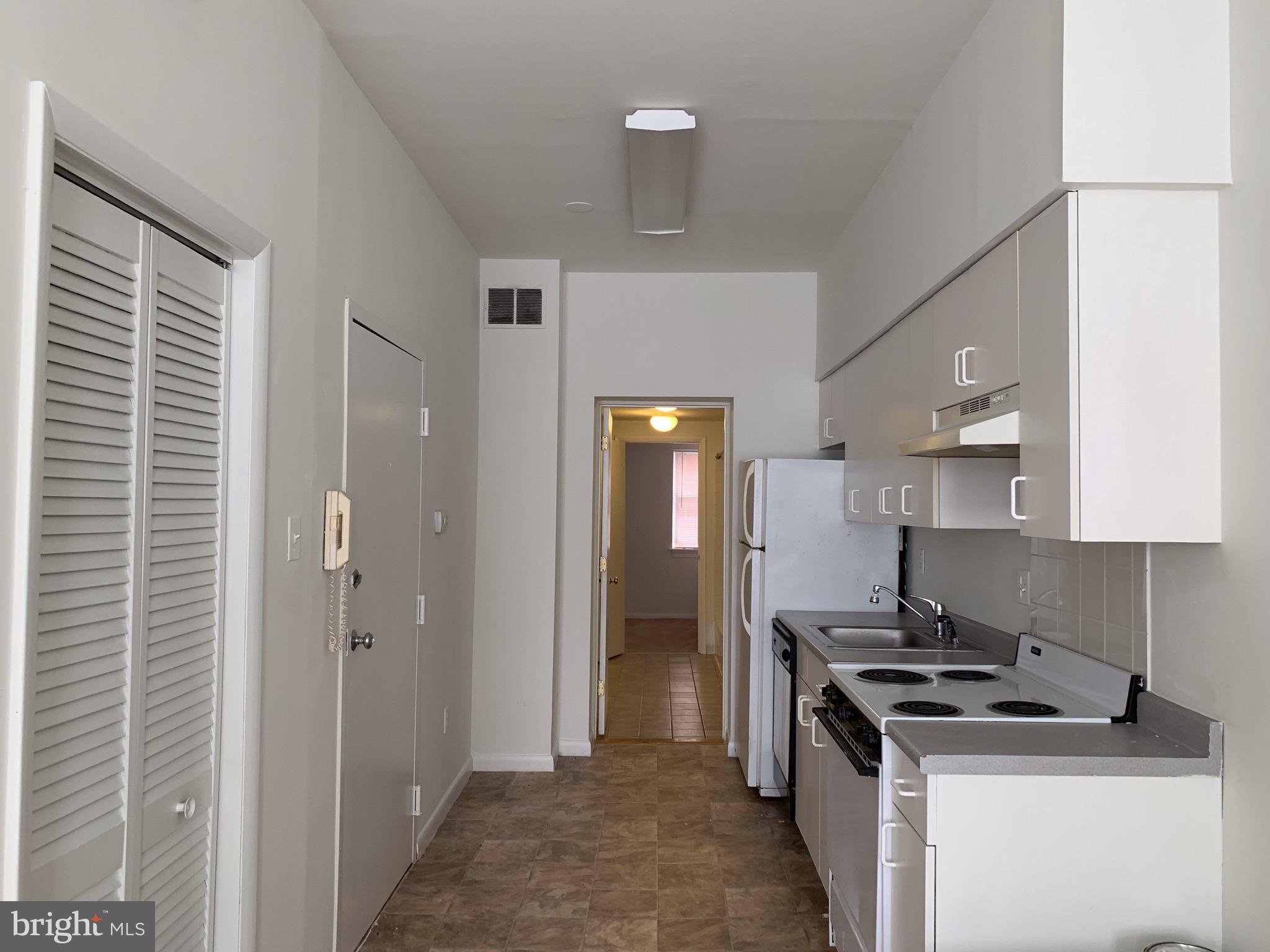 1203 LOCUST STREET UNIT 1F