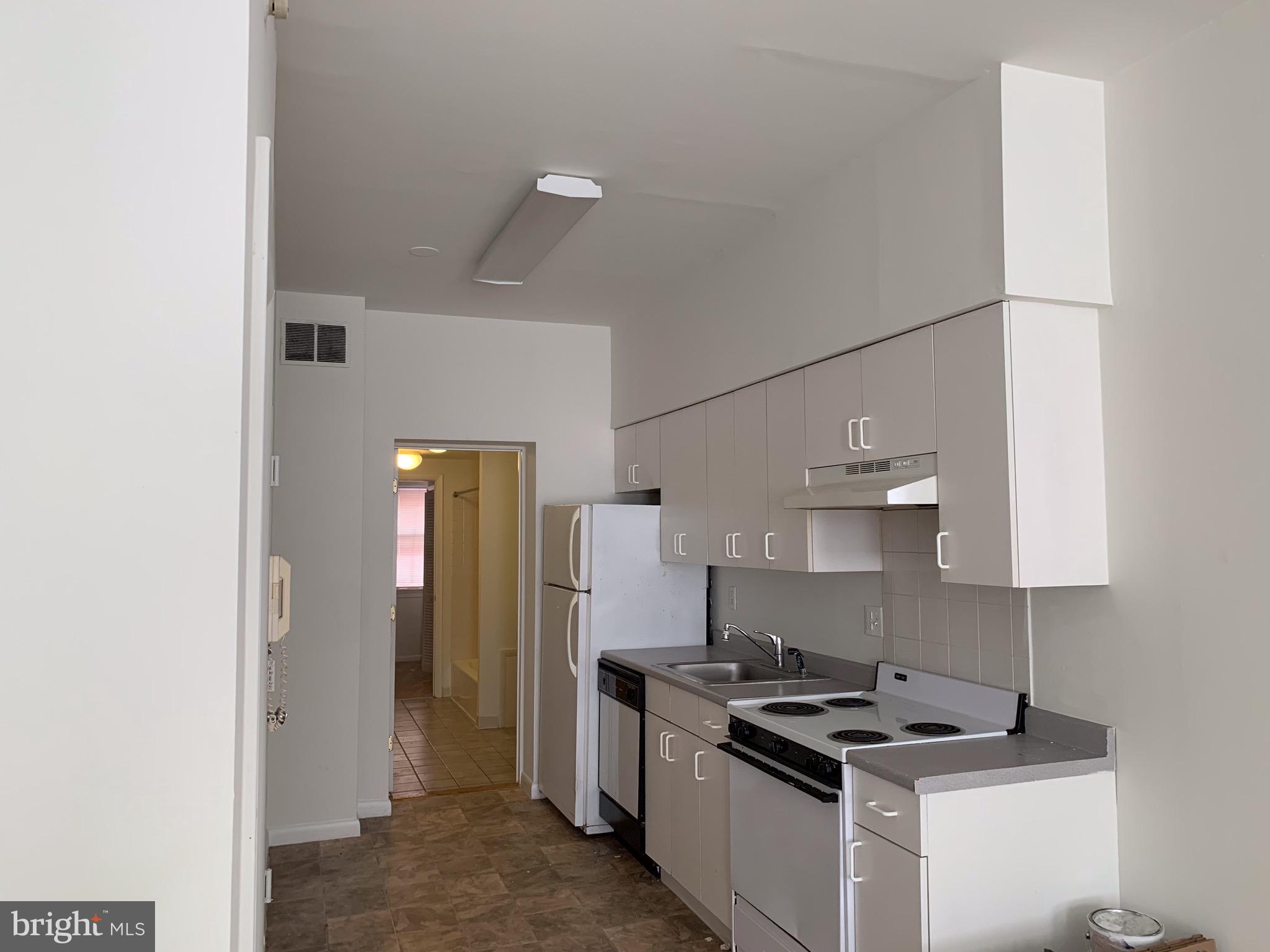 1203 LOCUST STREET UNIT 1F