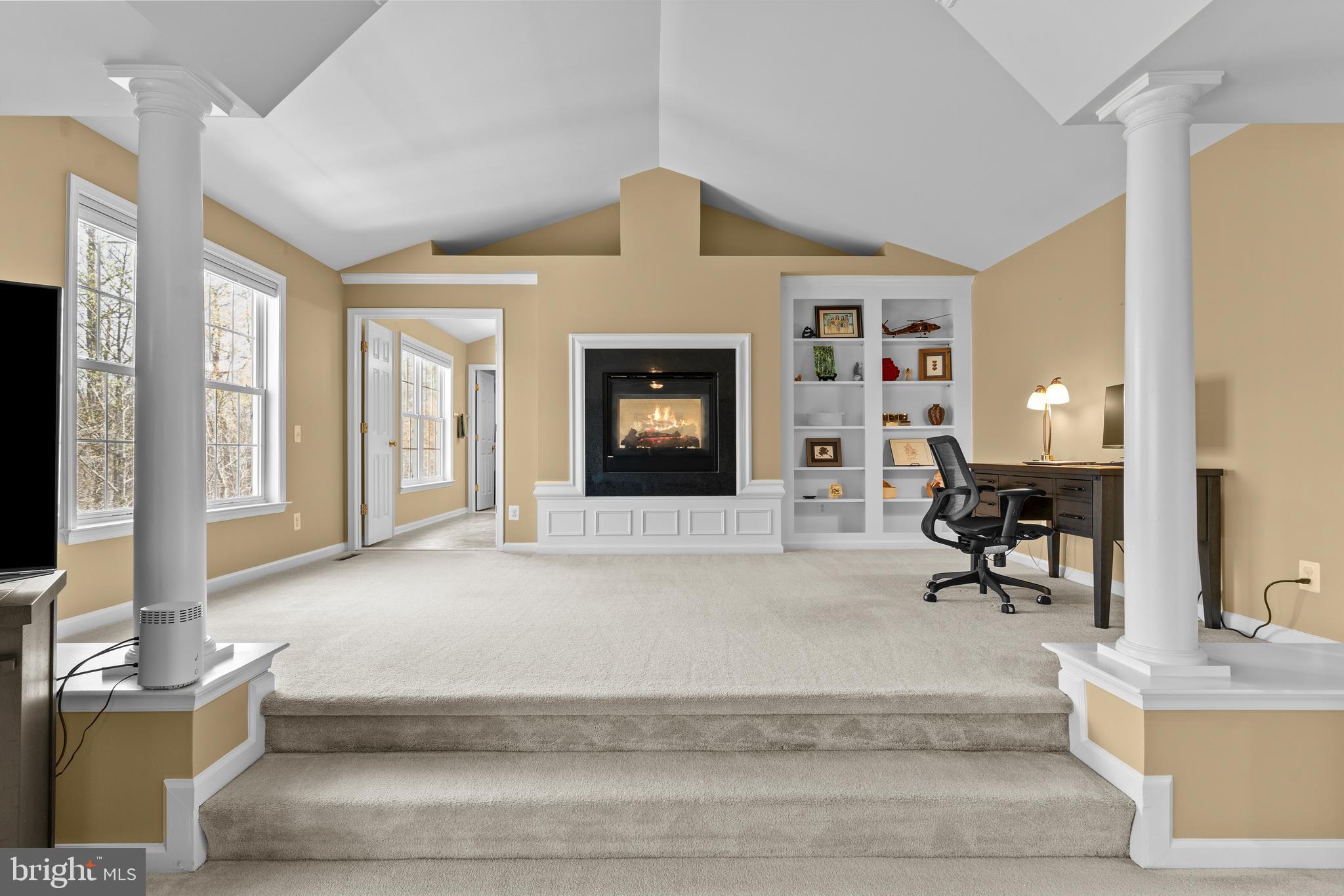 LAUREL HILL - Residential